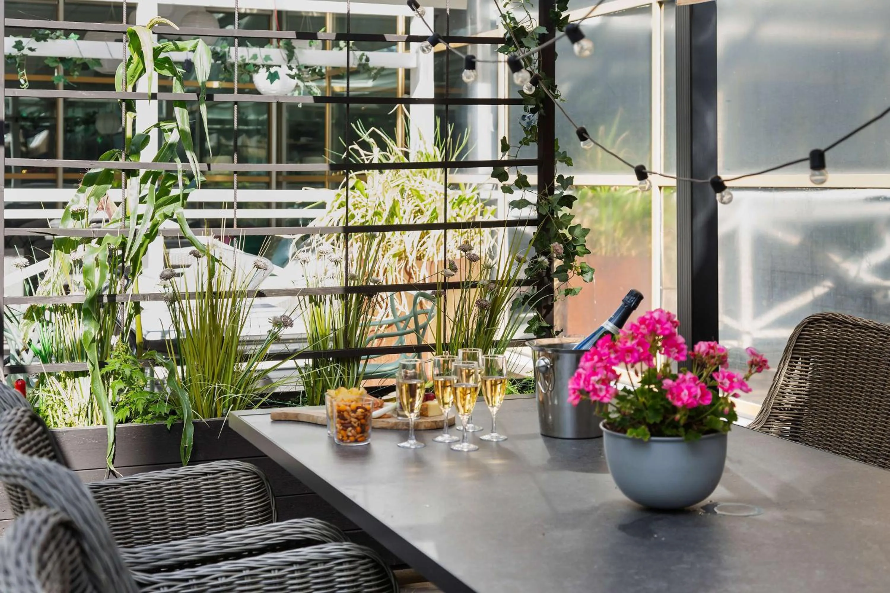 Property building in Park Inn by Radisson Solna