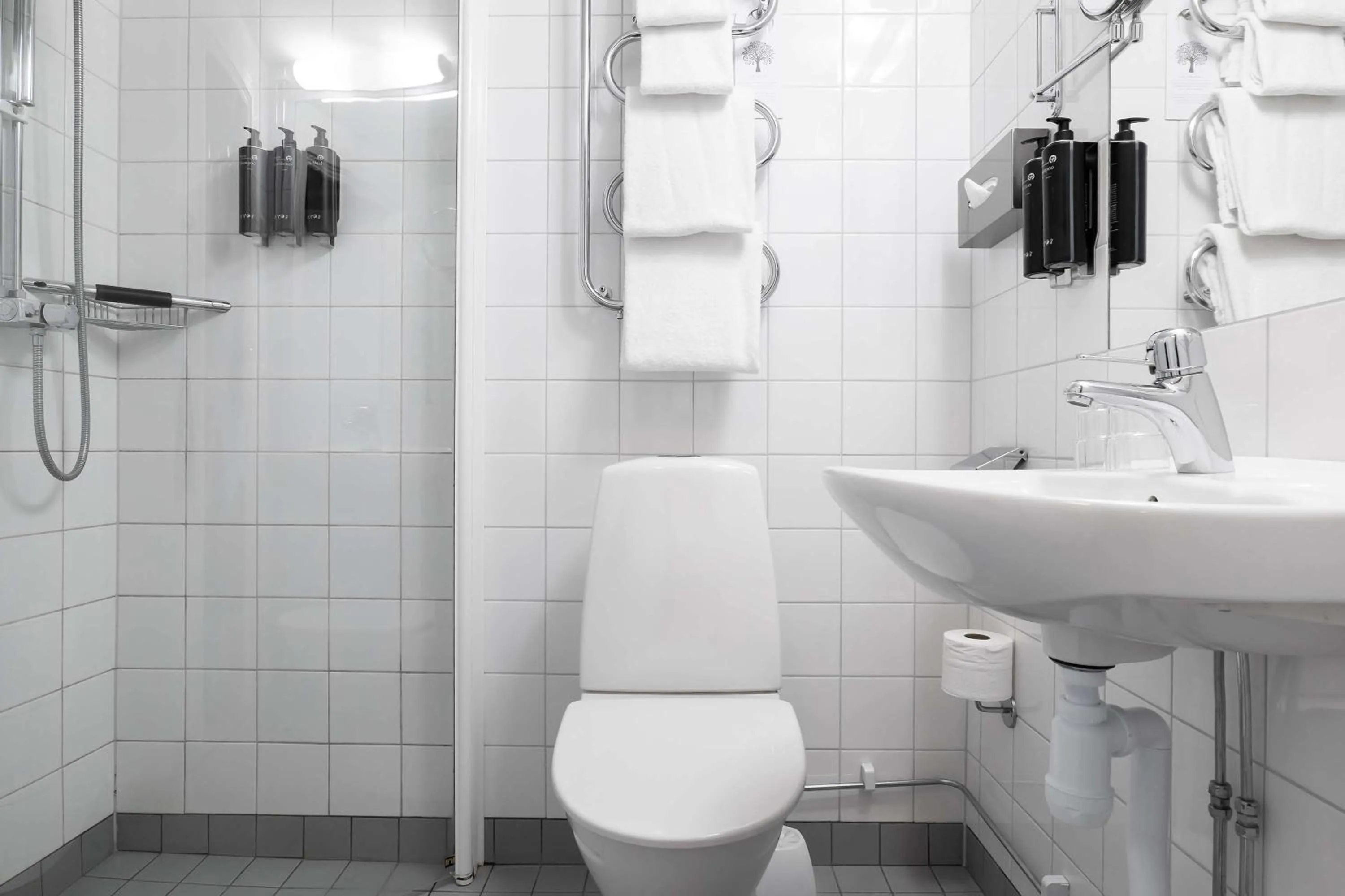 Bathroom in Park Inn by Radisson Solna