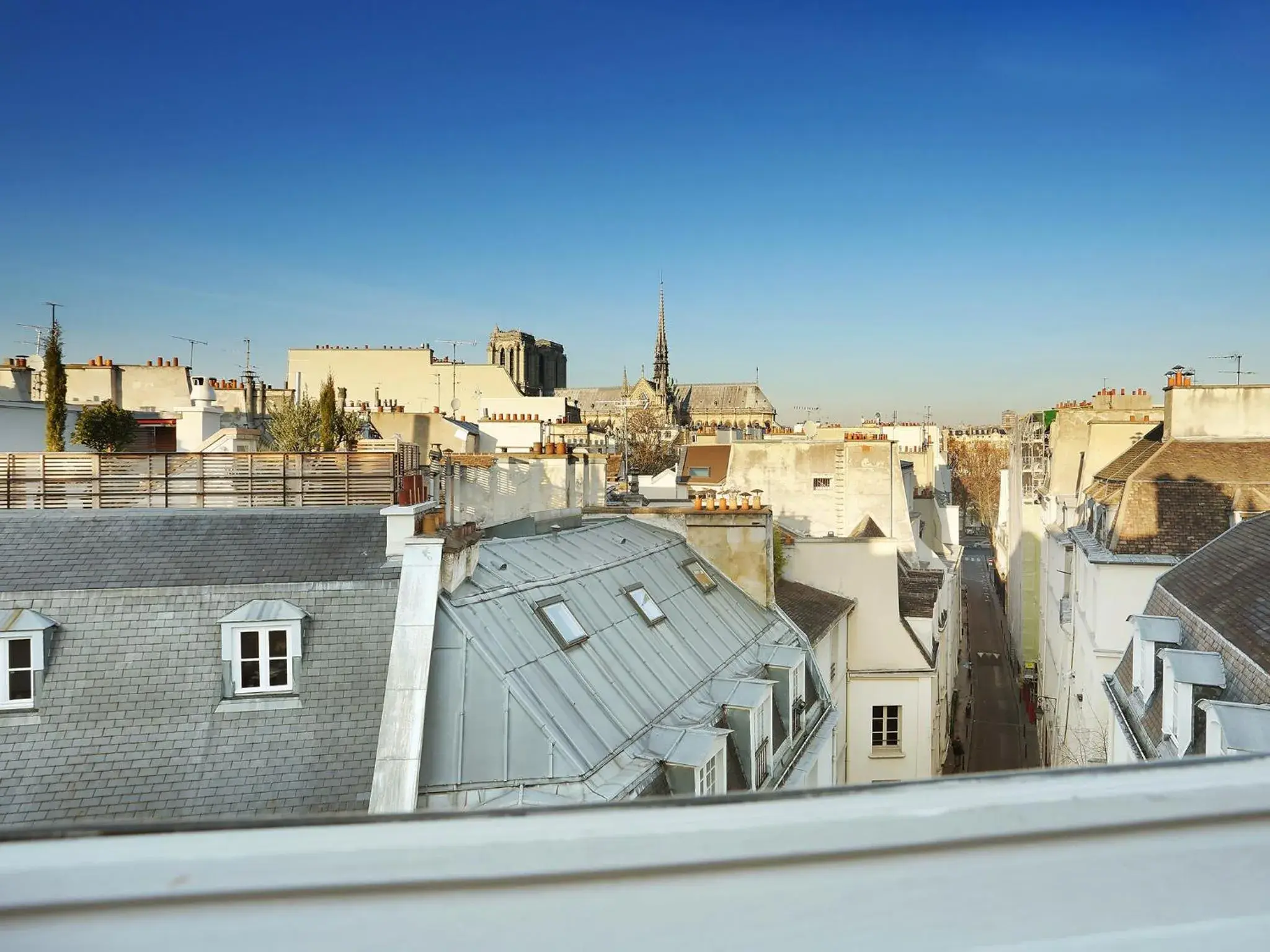 City view in Hôtel de Notre-Dame City view in Hôtel de Notre-Dame
