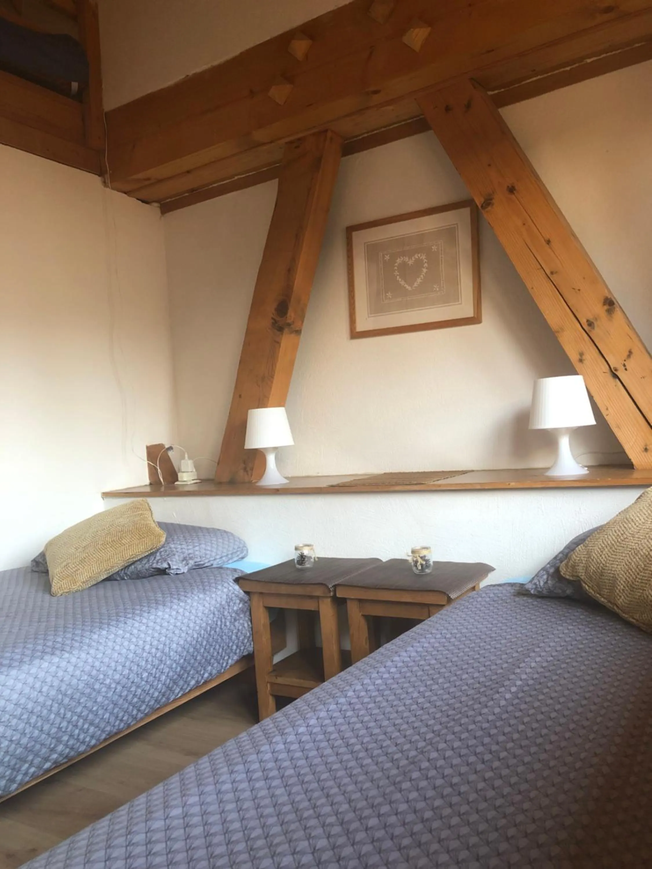Bedroom, Bed in Central Hostel Chatel