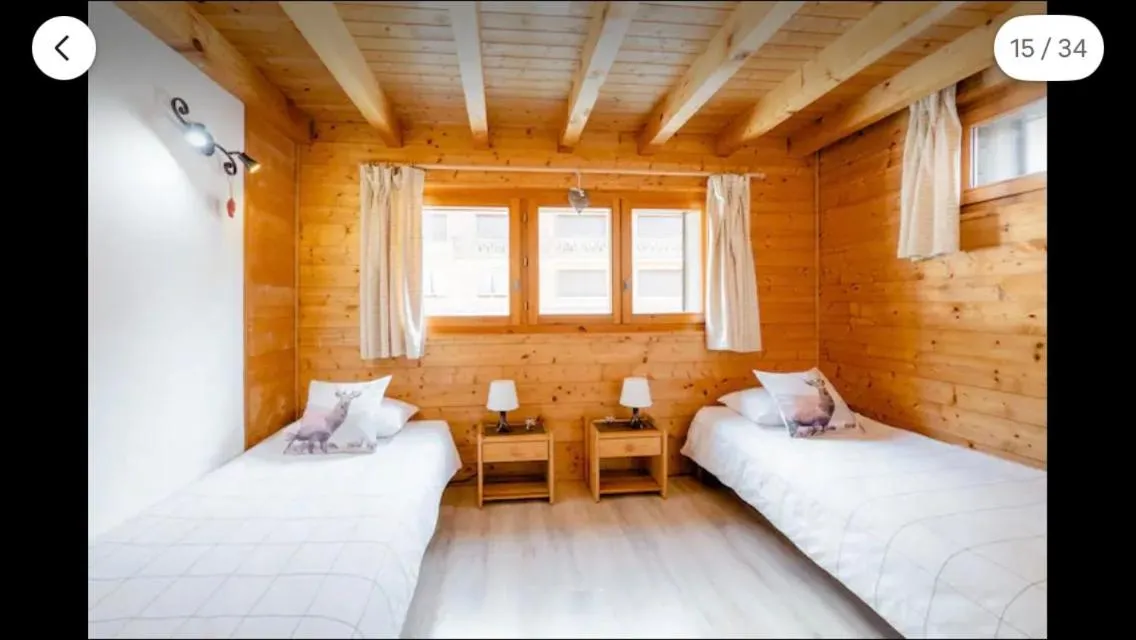 Bed in Central Hostel Chatel