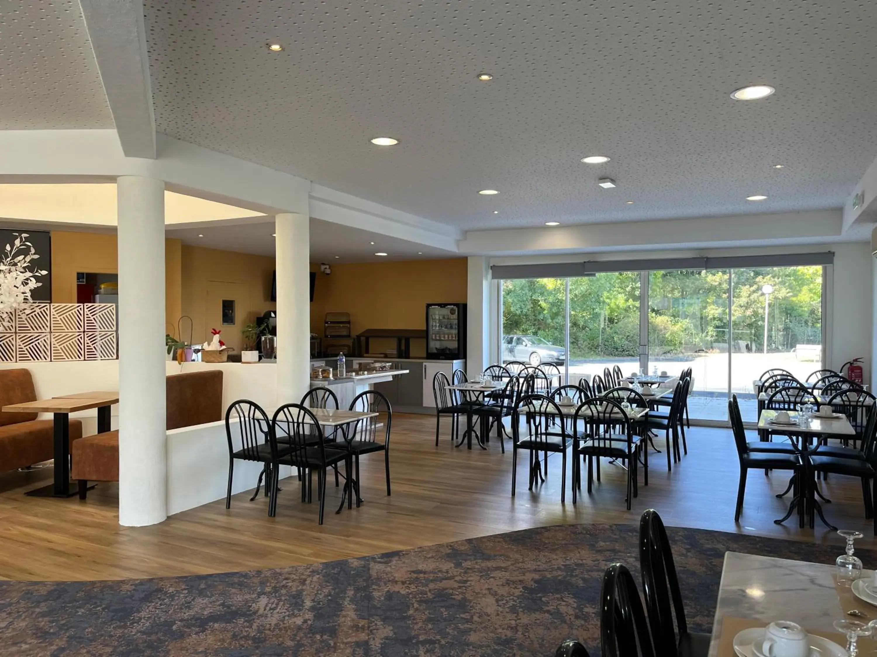 Breakfast in Comfort Hotel Saintes Breakfast in Comfort Hotel Saintes