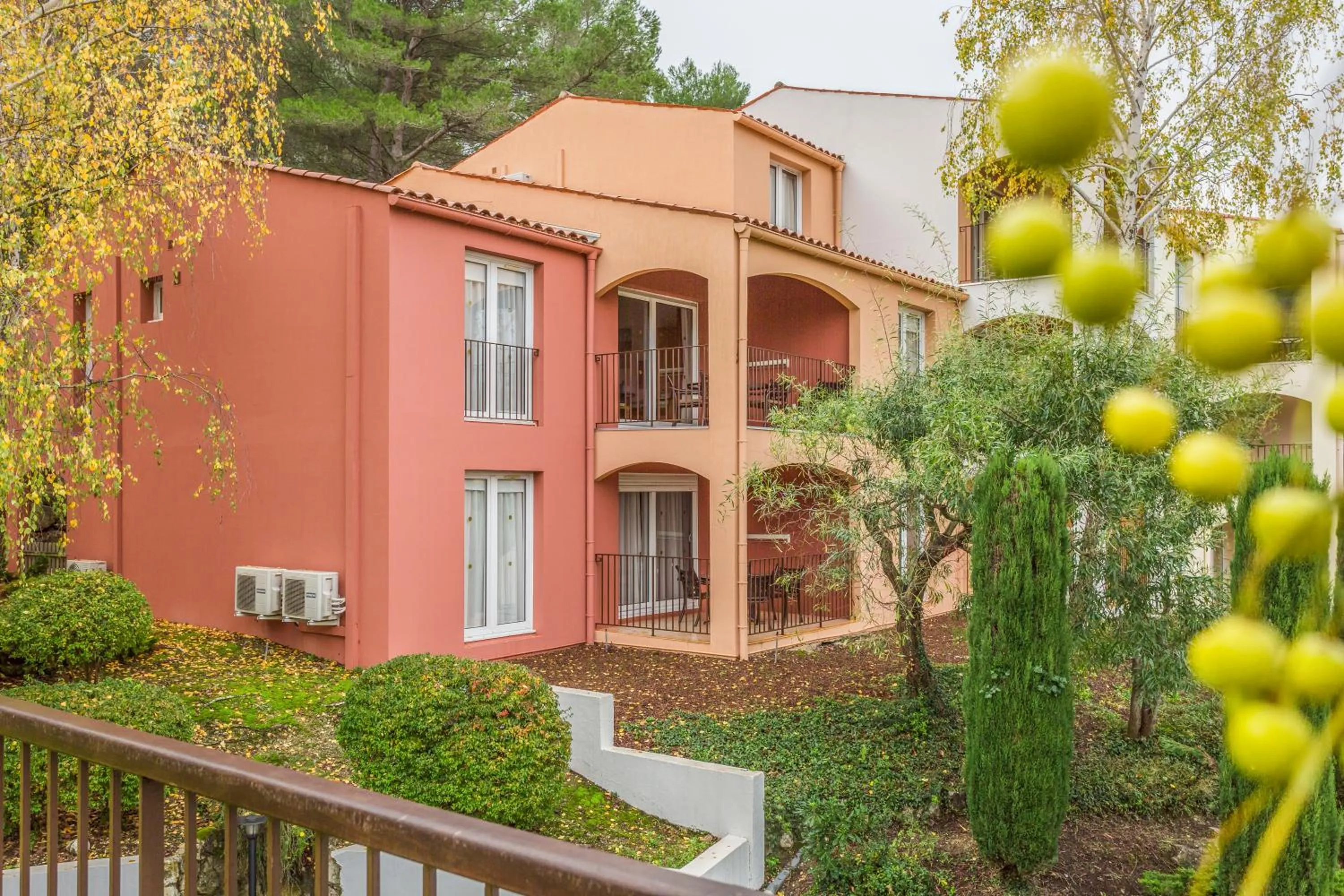 Property building in Le Club Mougins