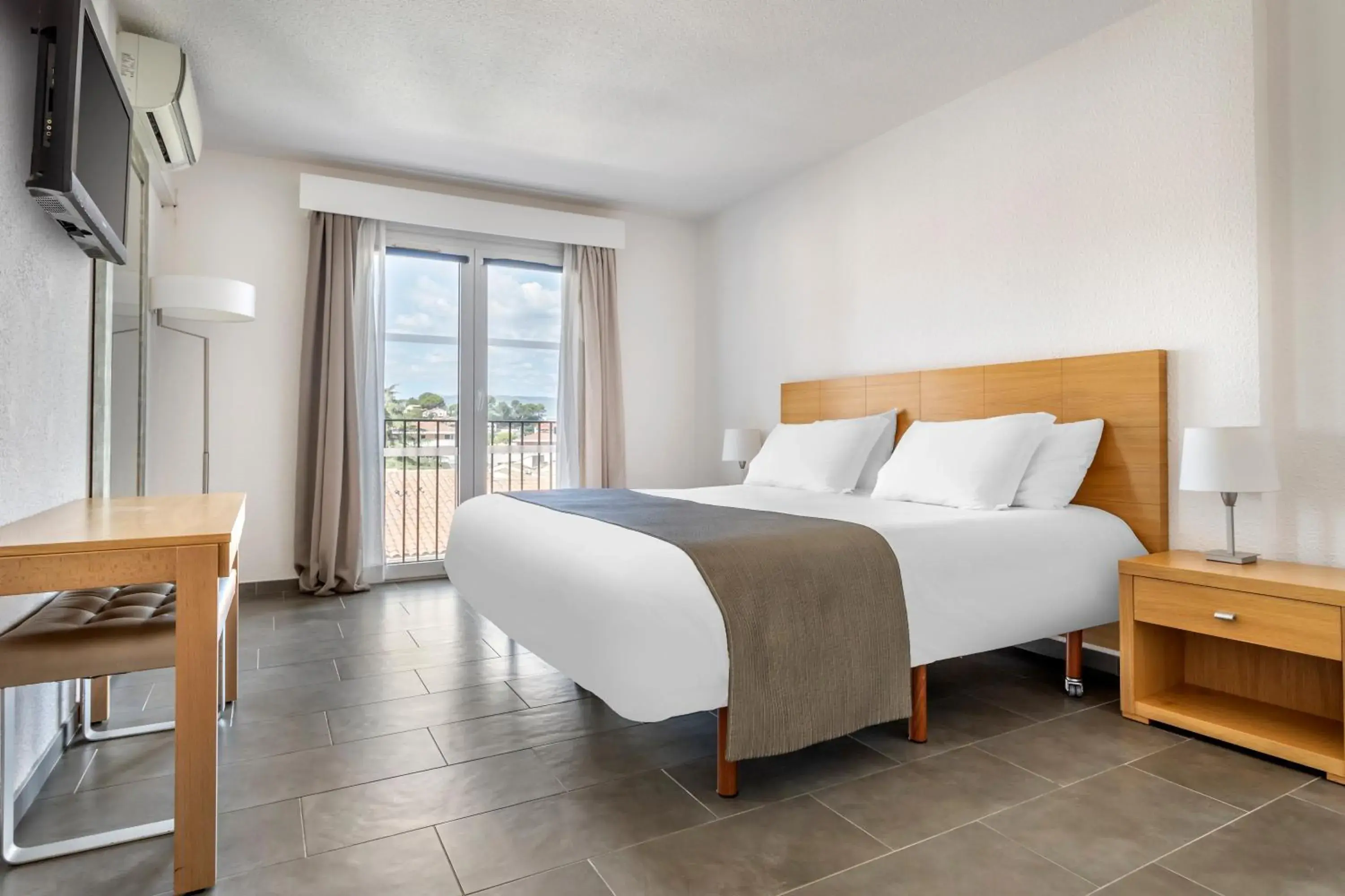 Bedroom, Bed in Le Club Mougins Bedroom, Bed in Le Club Mougins