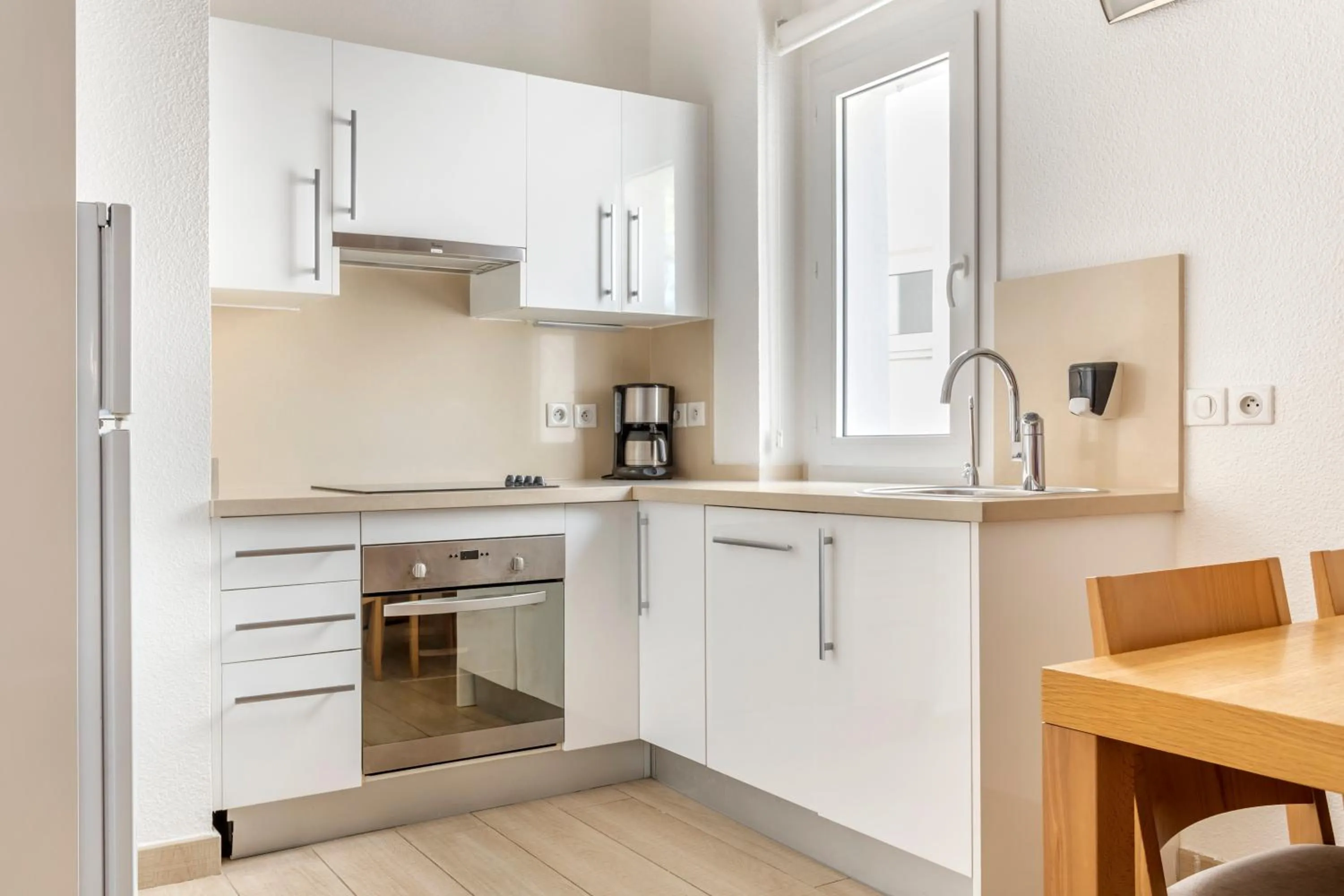 Kitchen or kitchenette in Le Club Mougins