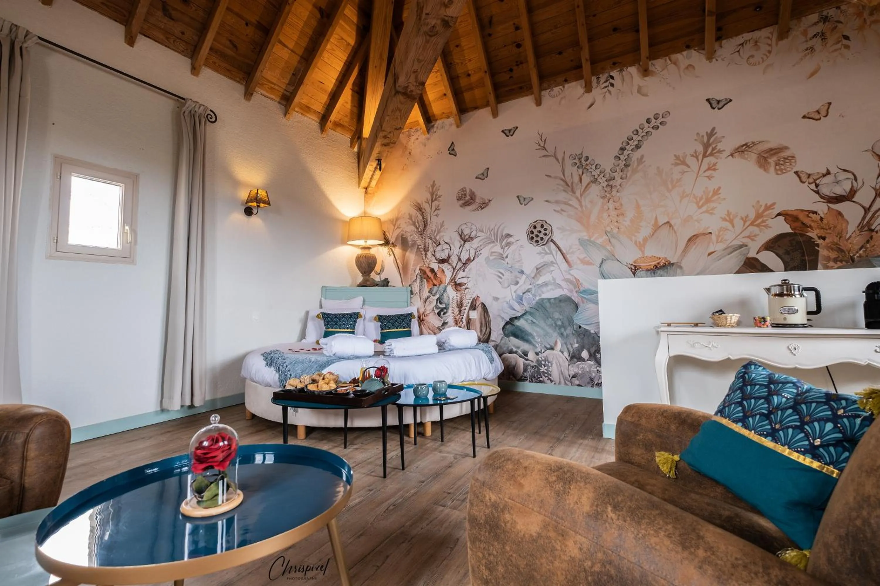 Photo of the whole room in Le Belvédère Hotel et Bien être