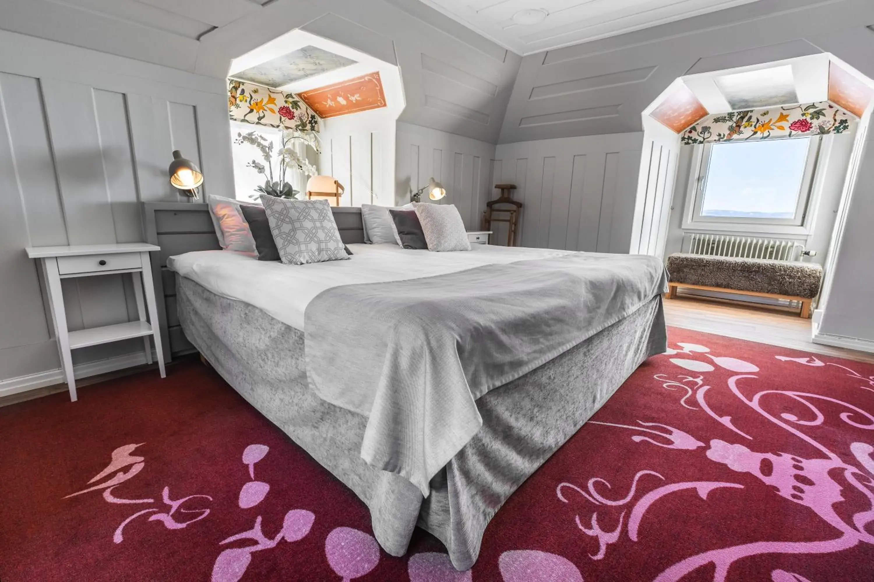 Twin Suite with Jetted Tub and Lake View in Dalecarlia Hotel & Spa, BW Premier Collection Twin Suite with Jetted Tub and Lake View in Dalecarlia Hotel & Spa, BW Premier Collection