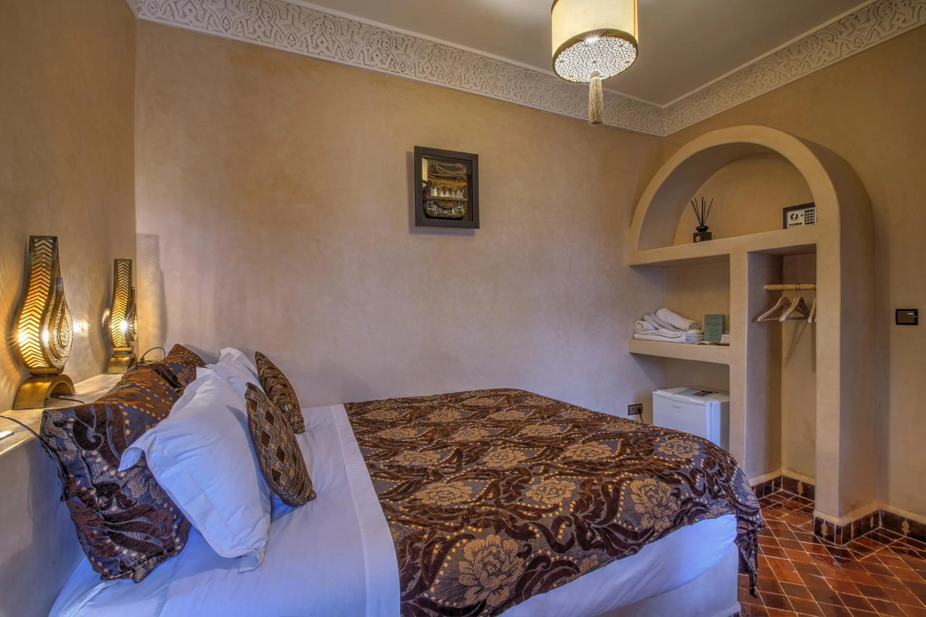 Photo of the whole room, Bed in Riad Bijoux Marrakech