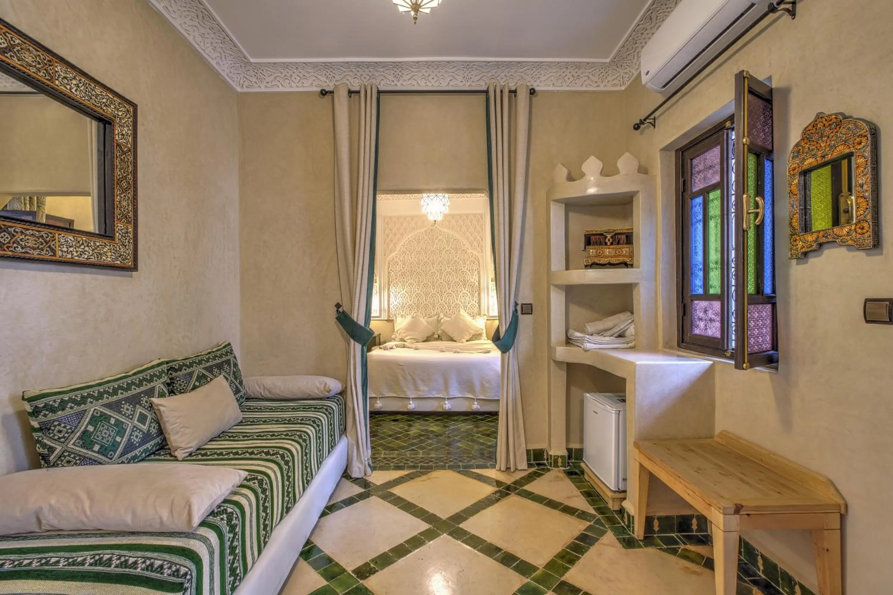 Bedroom, Bed in Riad Bijoux Marrakech