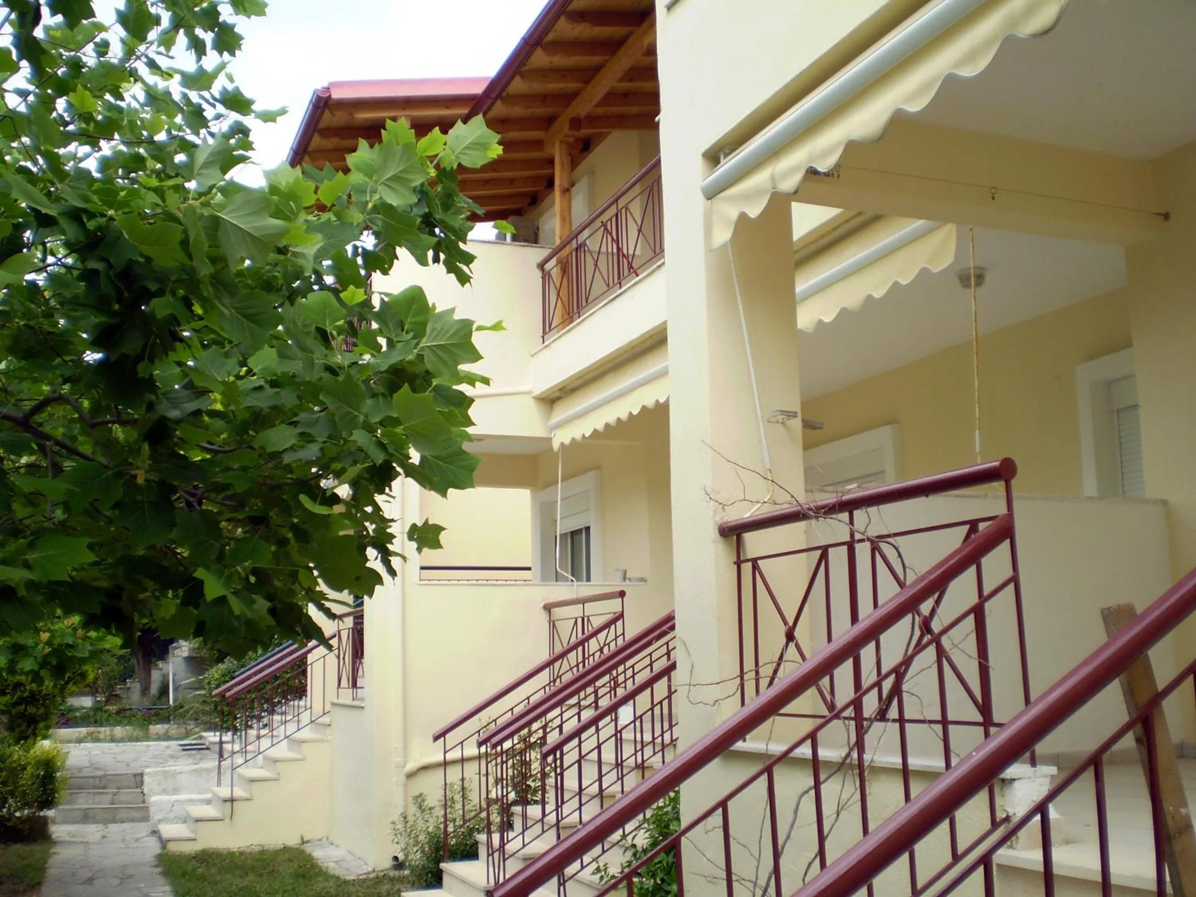 Facade/entrance in Siviri Rental Houses