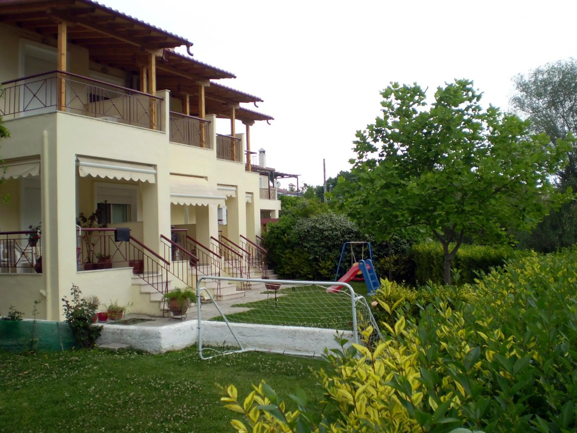 Facade/entrance in Siviri Rental Houses
