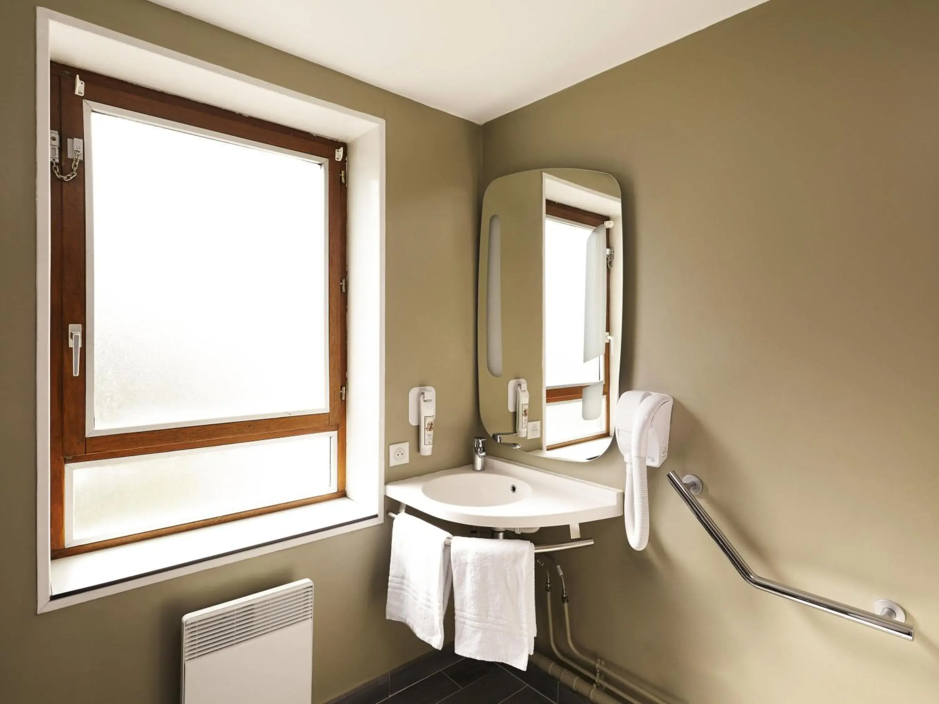 Bedroom in ibis Marne La Vallee Champs-sur-Marne Bedroom in ibis Marne La Vallee Champs-sur-Marne