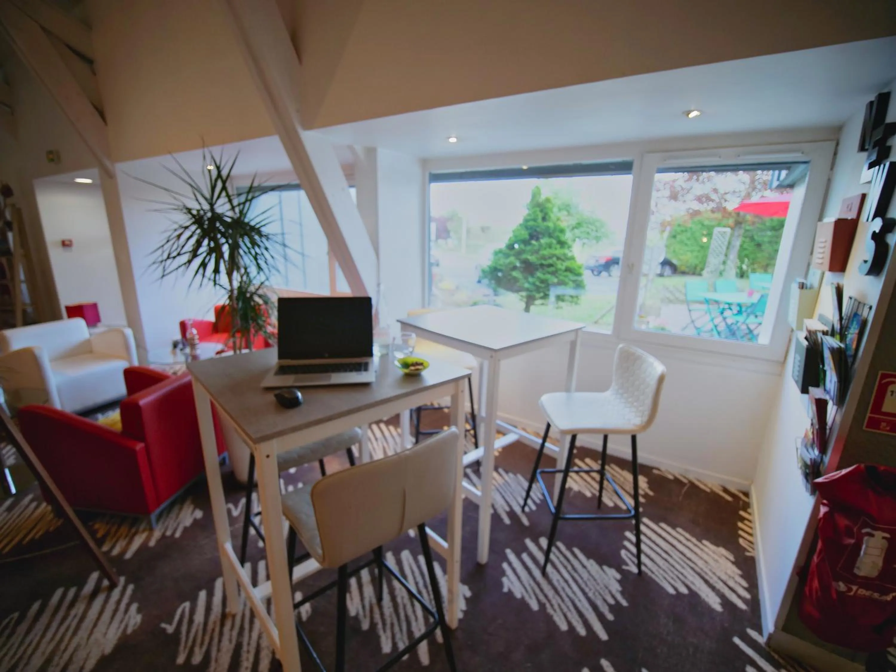 Lobby or reception in ibis Nemours