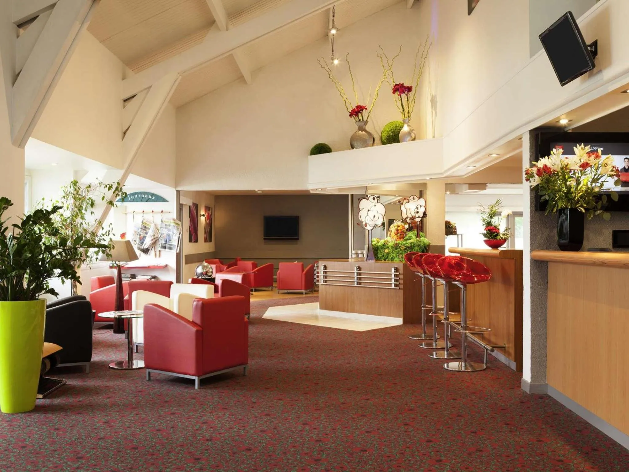 Other in ibis Nemours