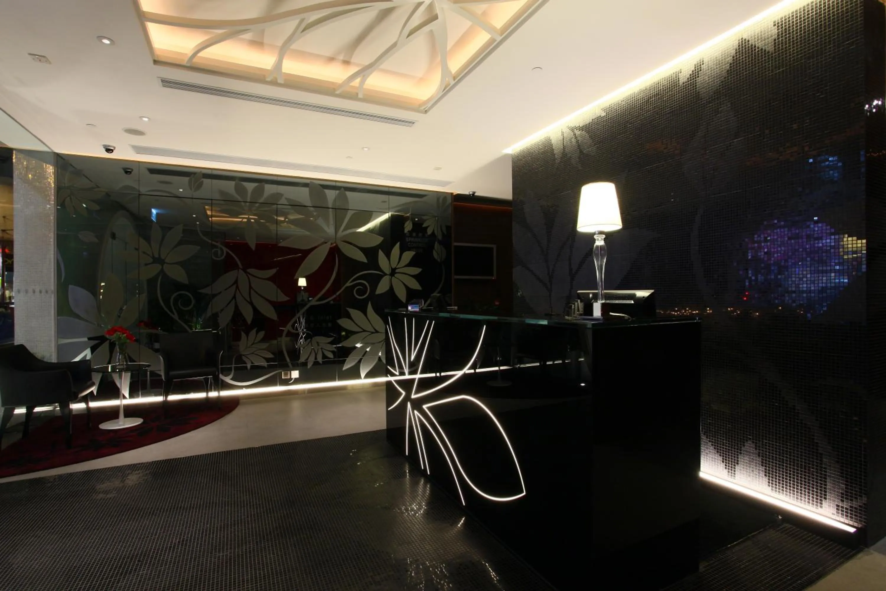 Lobby or reception in Sohotel