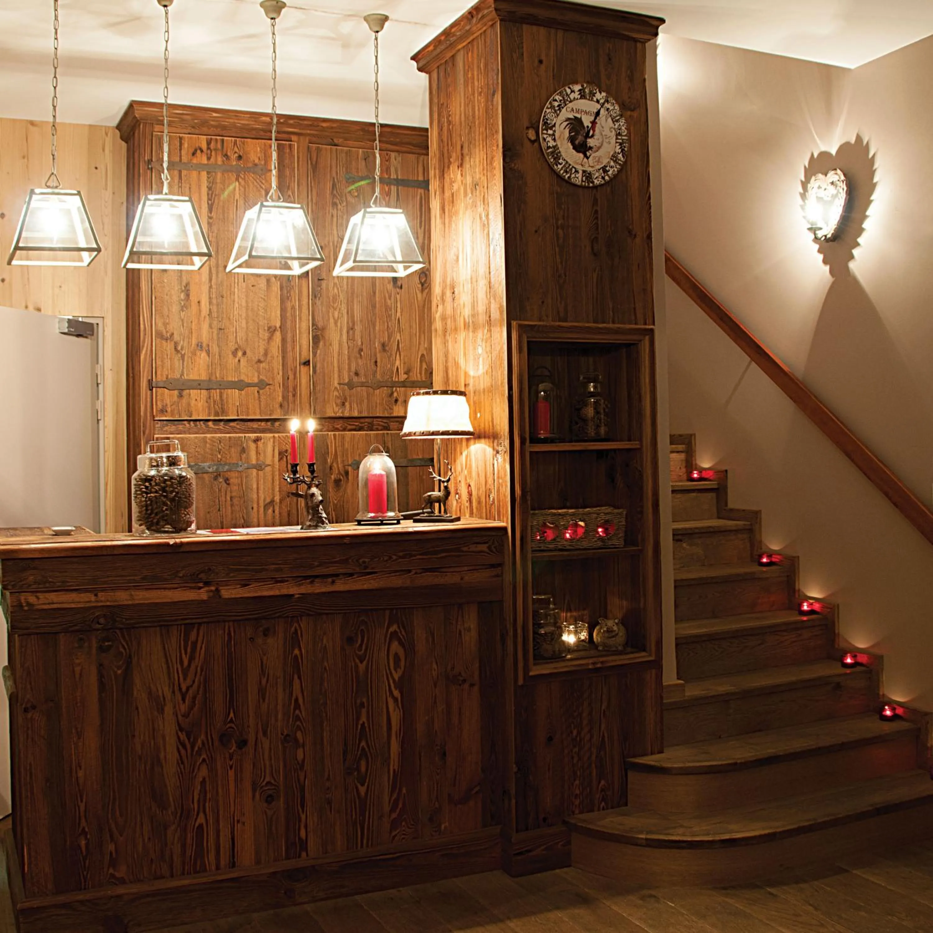 Decorative detail in The Originals Boutique, Hôtel La Ferme du Pape, Eguisheim