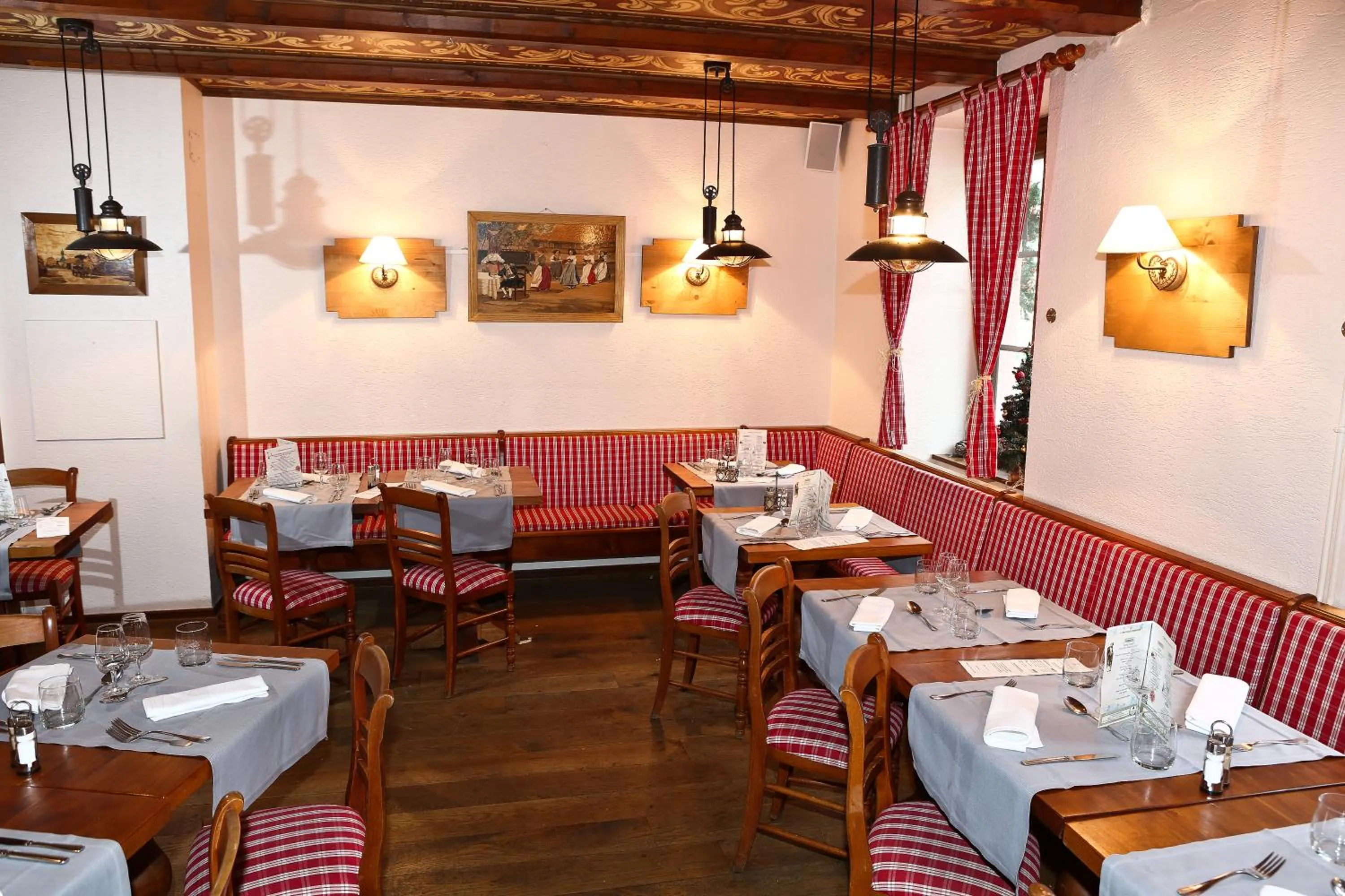 Restaurant/places to eat in The Originals Boutique, Hôtel La Ferme du Pape, Eguisheim