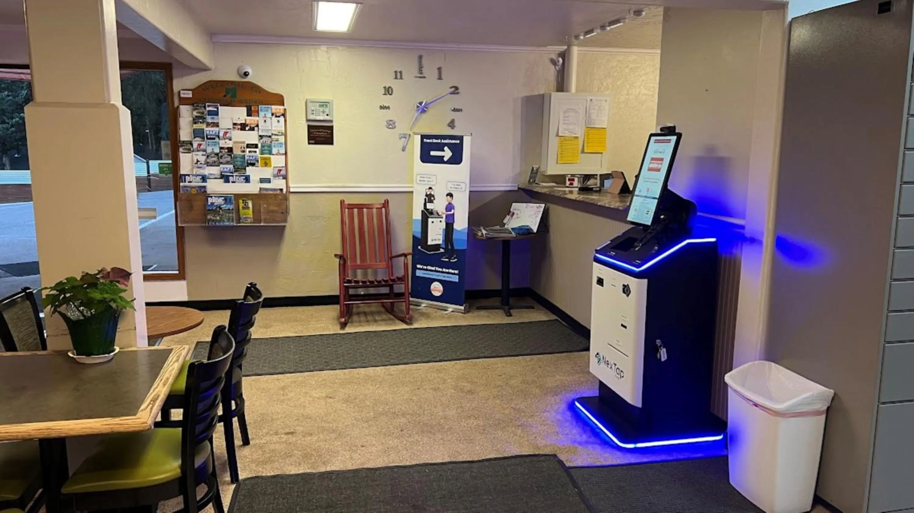 Lobby or reception in Adventure Inn - Glenwood Springs