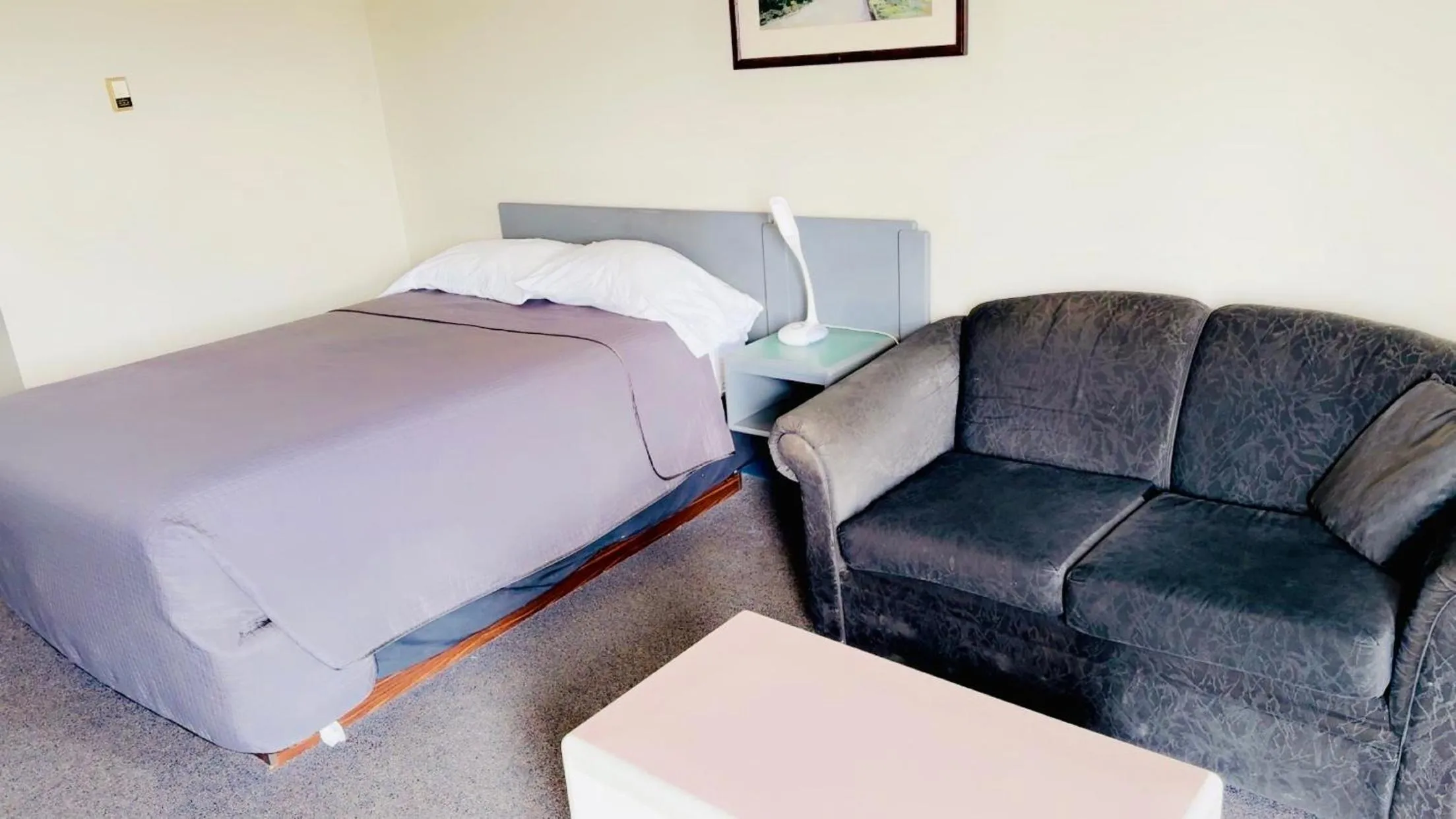 Bed in Plains Motor Inn