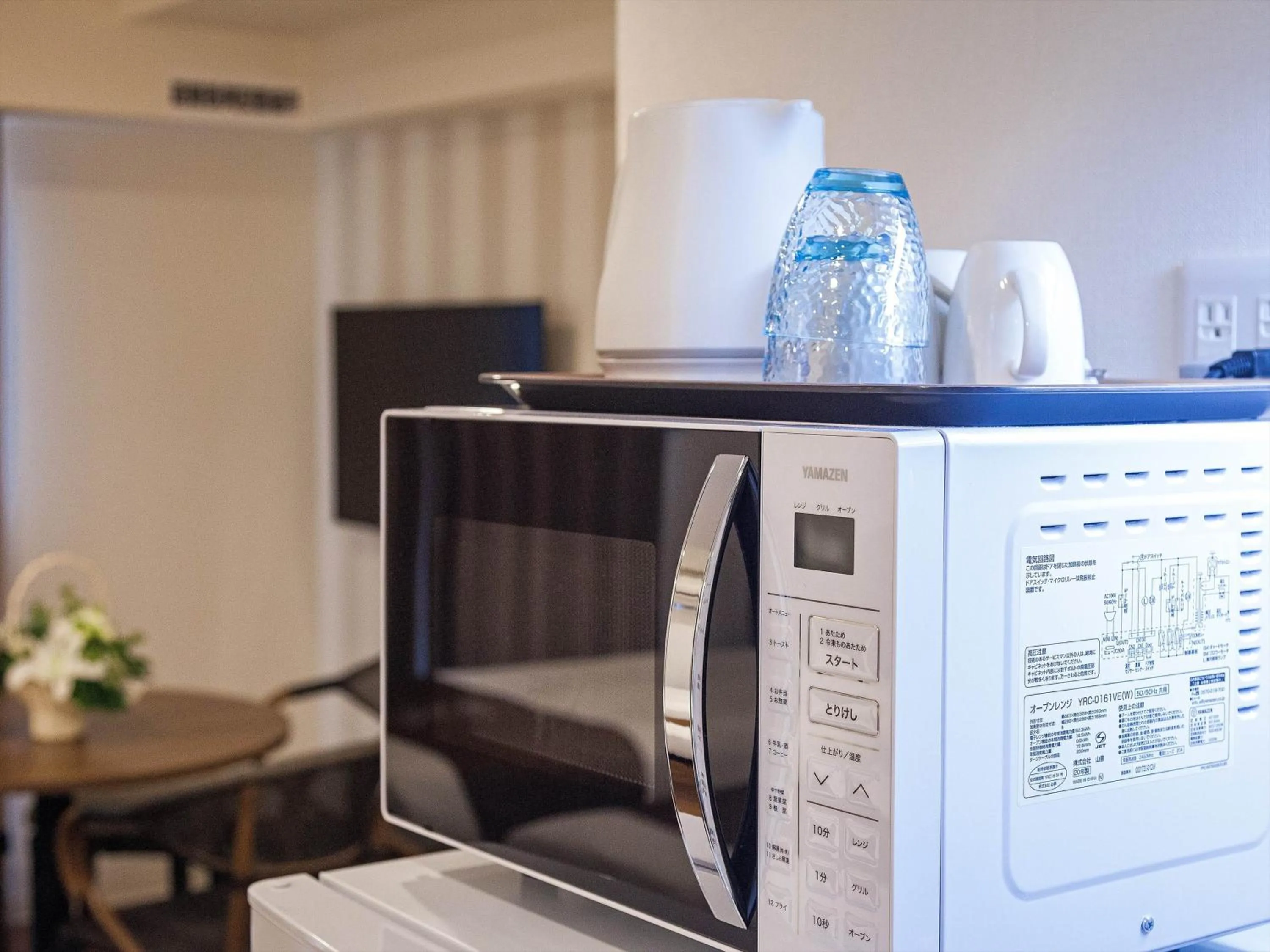 Living Inn Asahibashiekimae Premier