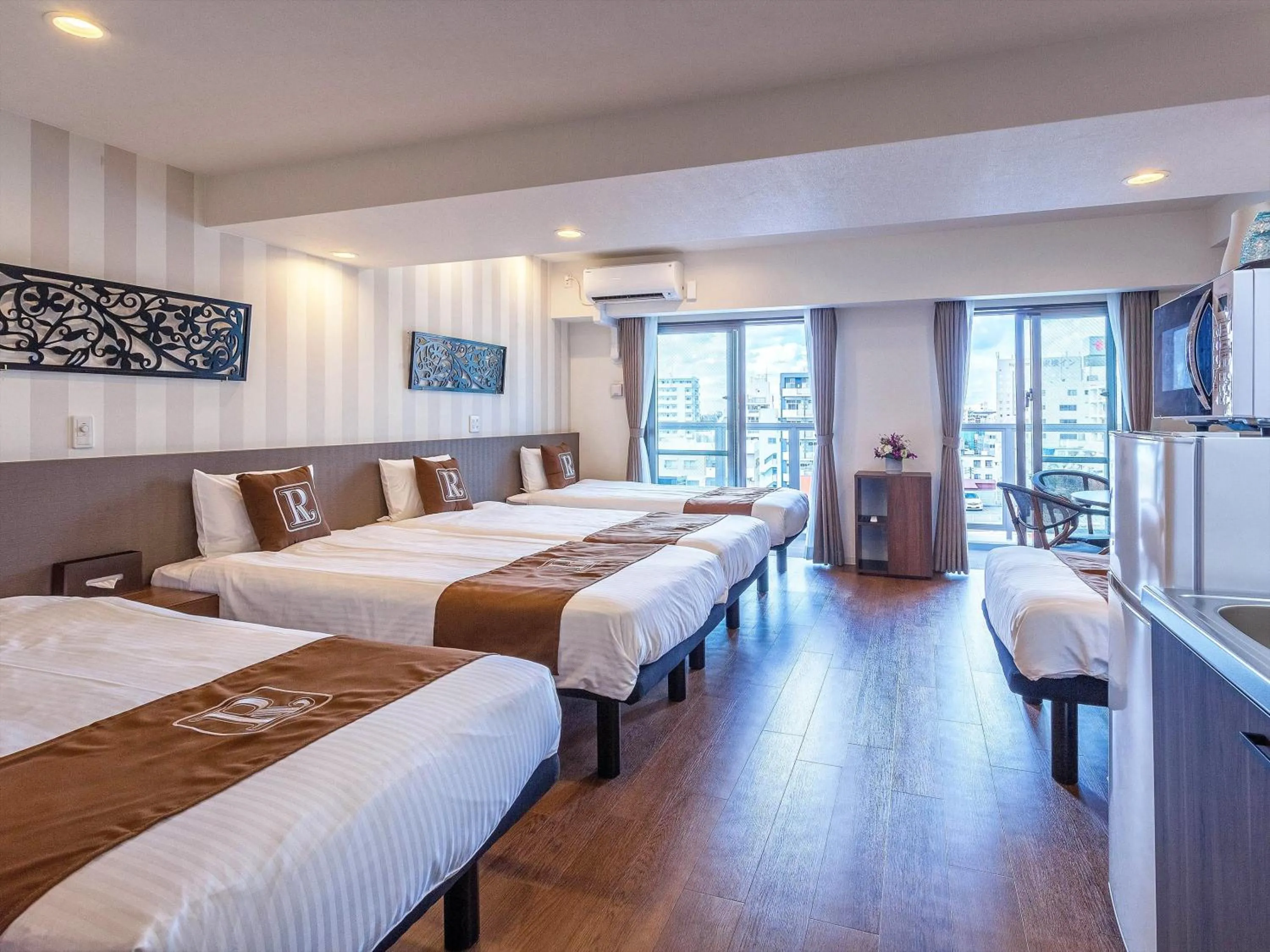 Bed in Living Inn Asahibashiekimae Premier