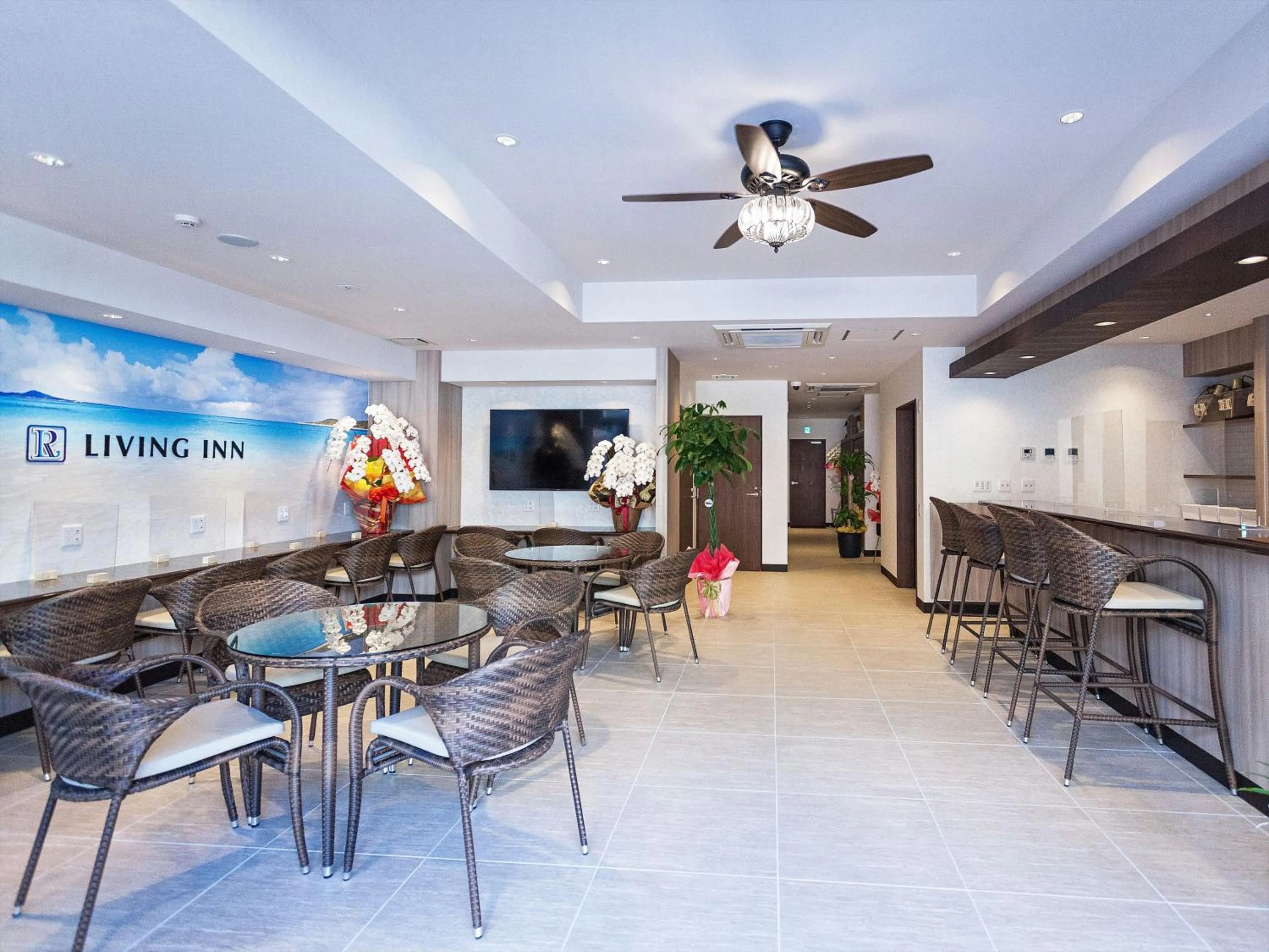 Living Inn Asahibashiekimae Premier