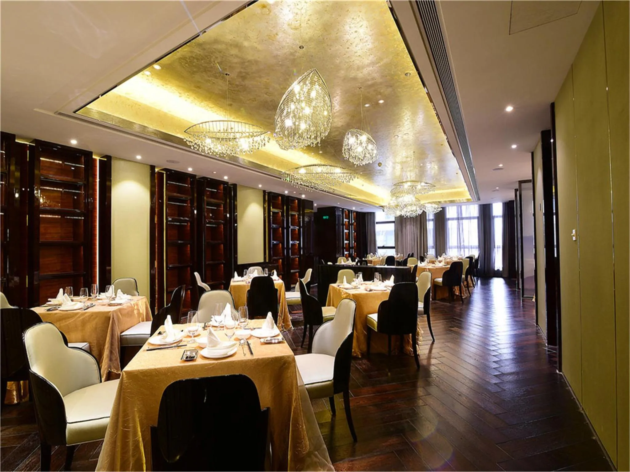 Restaurant/places to eat in Tylfull Hotel