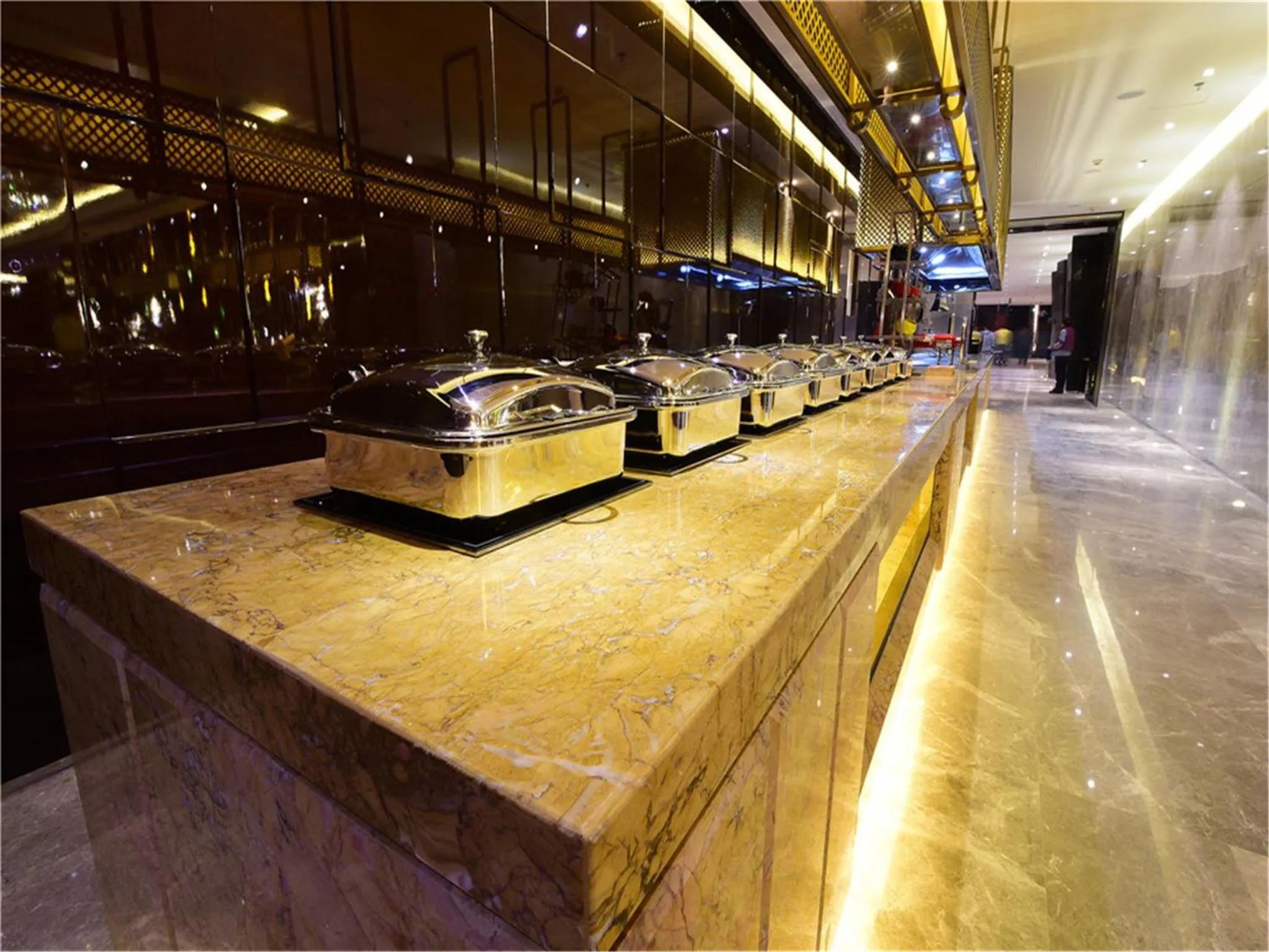 Restaurant/places to eat in Tylfull Hotel