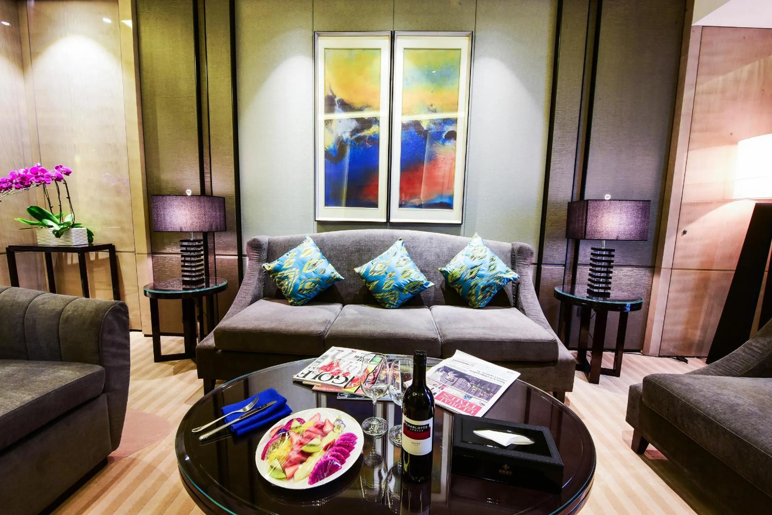 Living room in Tylfull Hotel