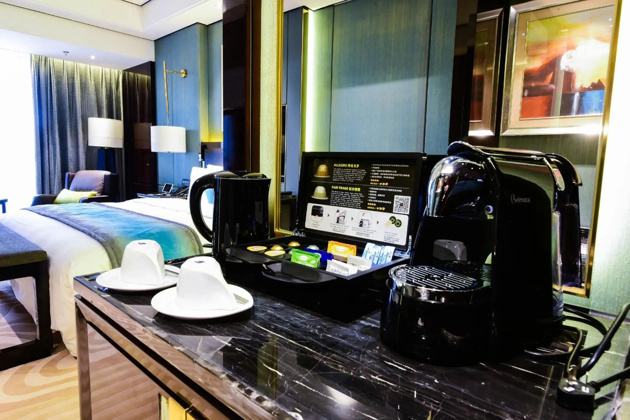 Coffee/tea facilities, Bed in Tylfull Hotel Coffee/tea facilities, Bed in Tylfull Hotel