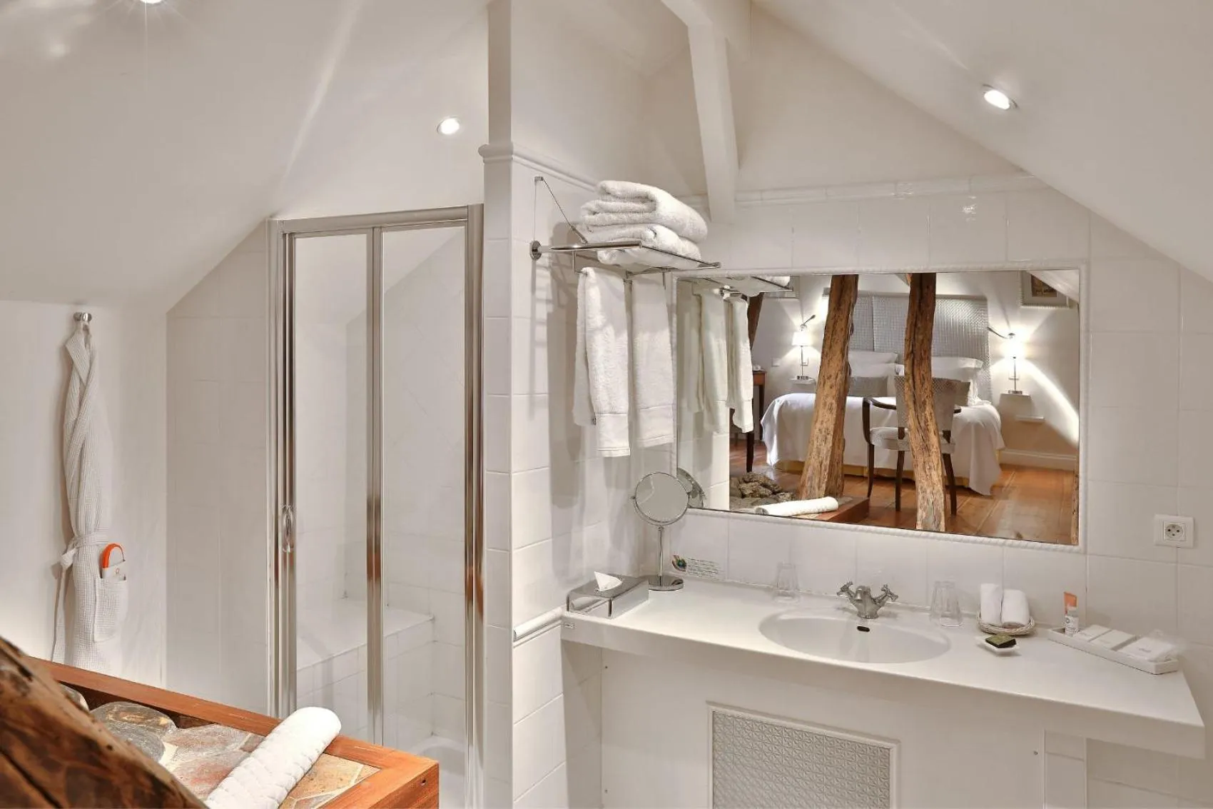 Bathroom in La Chartreuse du Bignac - Teritoria