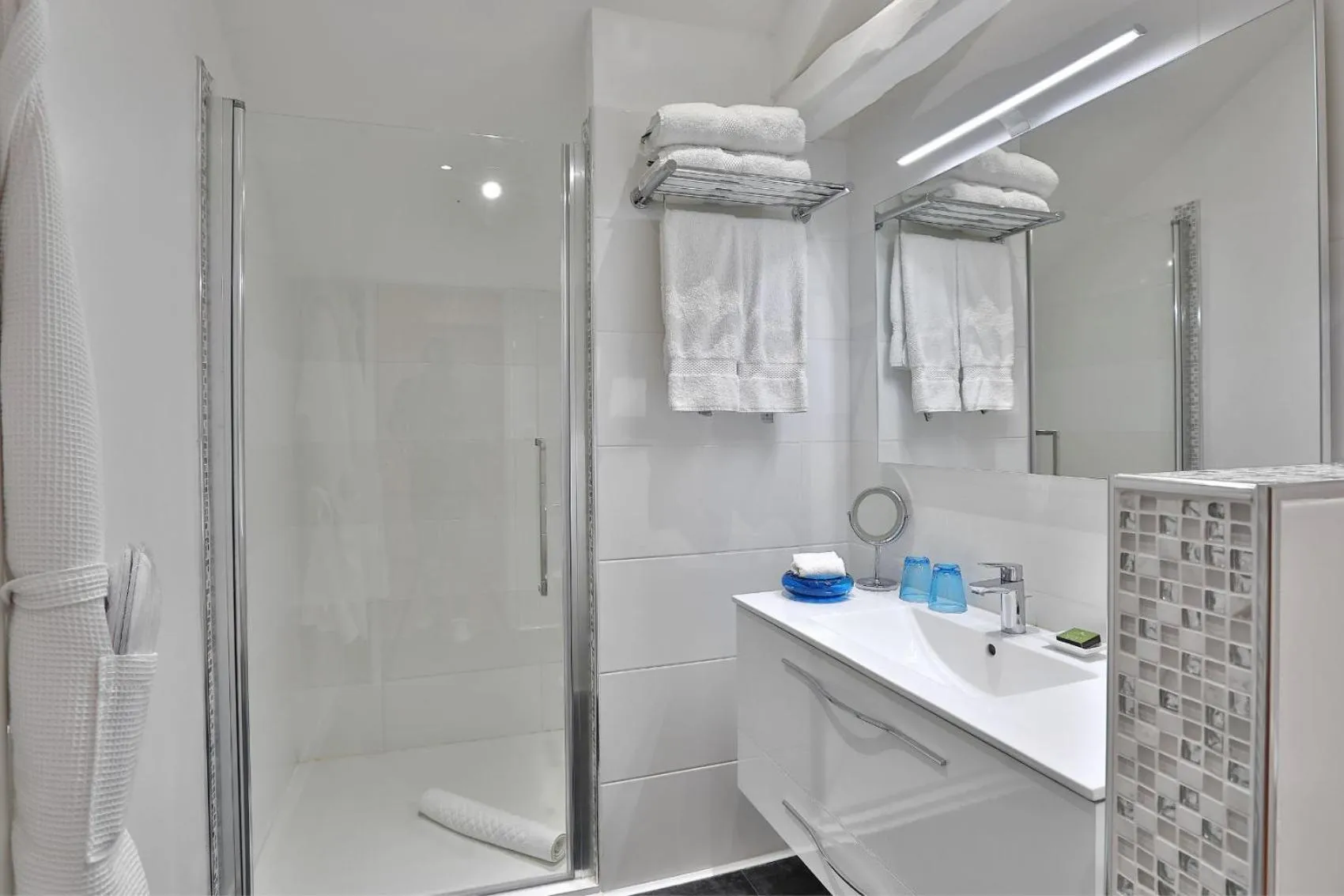 Bathroom in La Chartreuse du Bignac - Teritoria