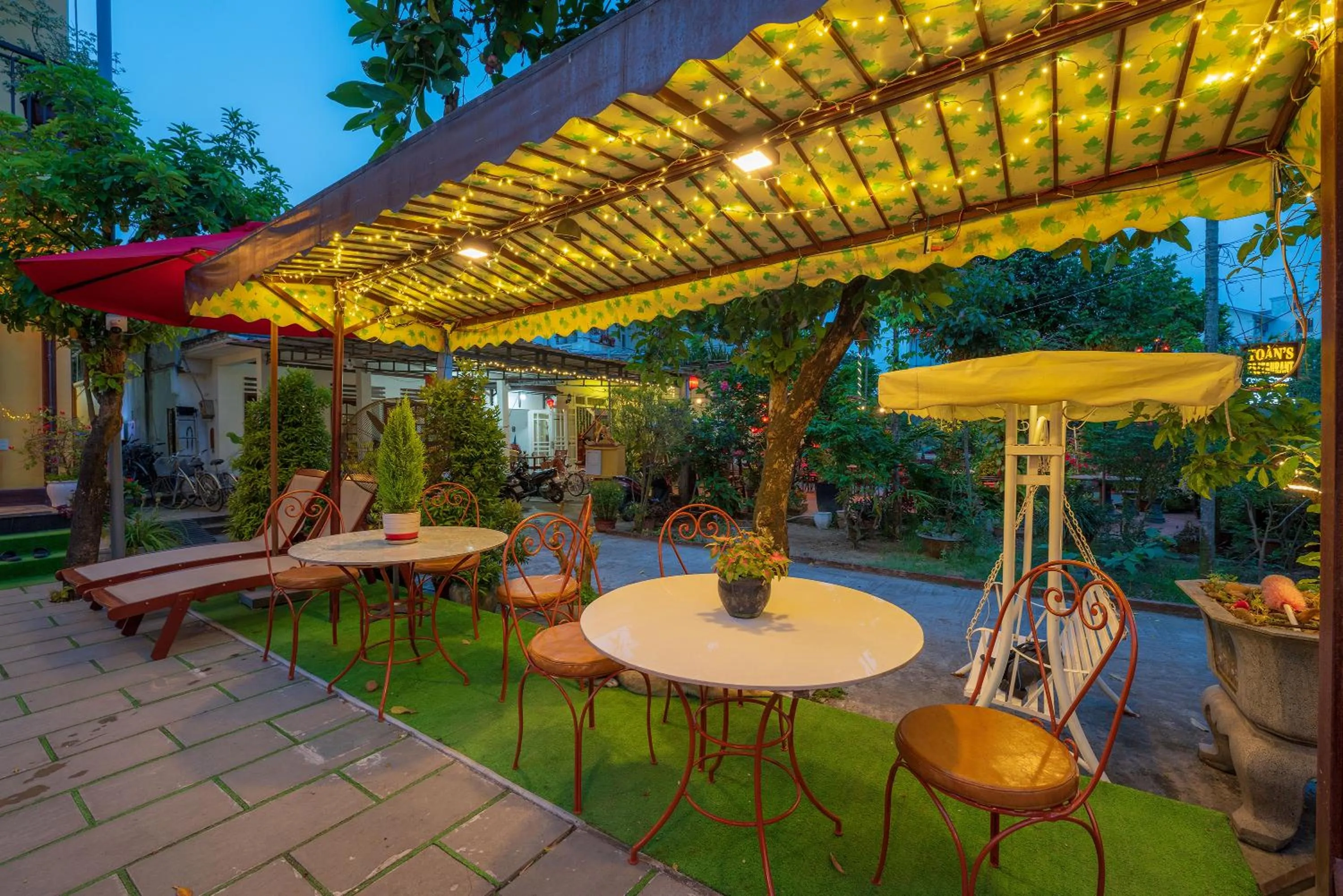 Restaurant/places to eat in Thinh Phuc Homestay