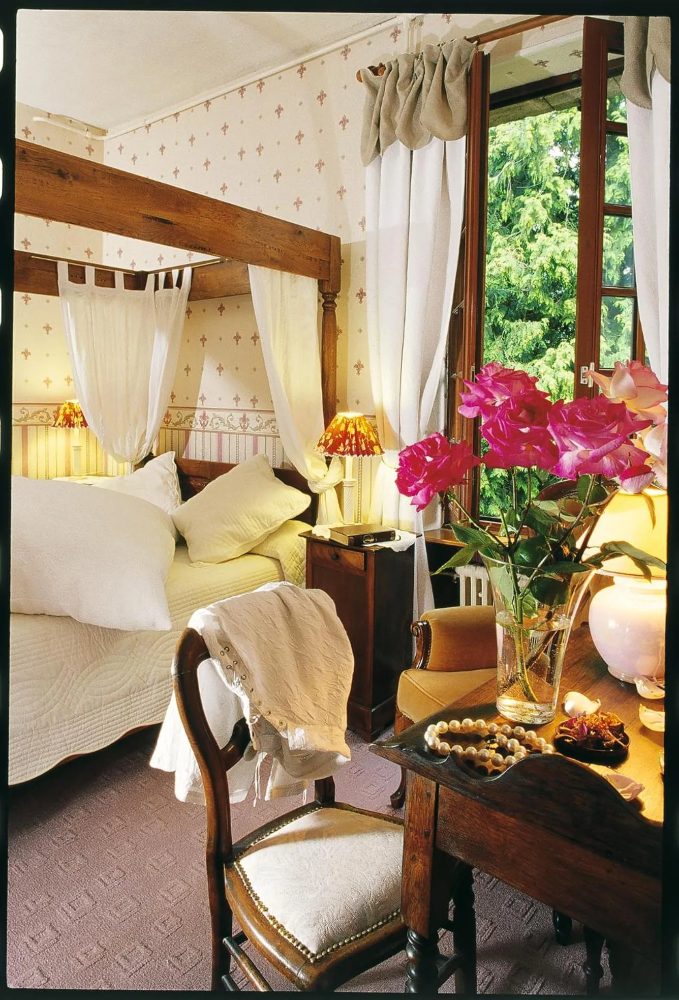 Relais Saint Louis, Logis