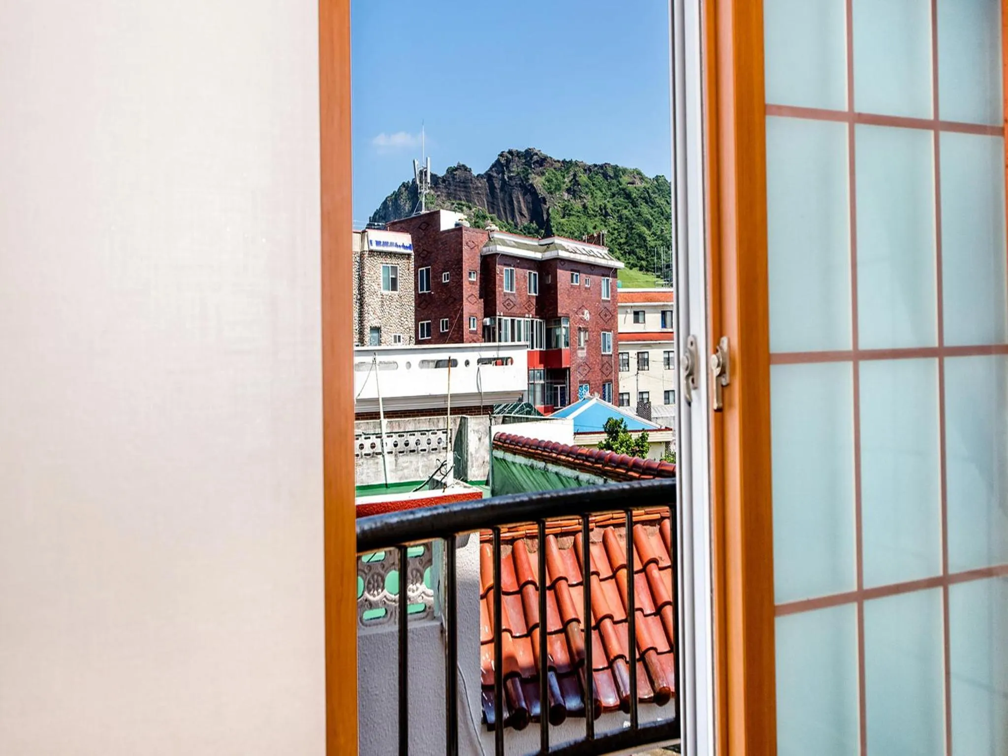 Day in Sea Dragon Pension