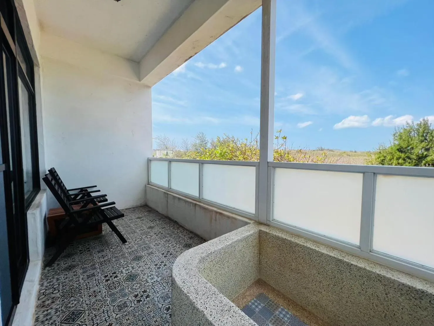 Balcony/Terrace in Kenting COMIC B&B&SPRING