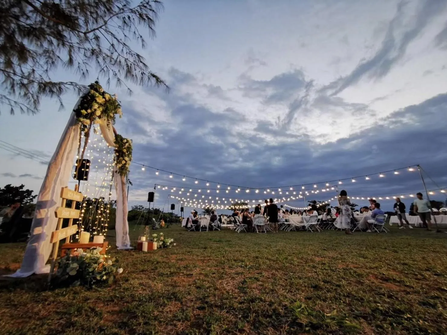 Garden in Kenting COMIC B&B&SPRING