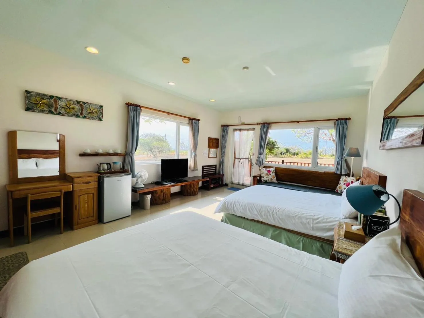 Bed in Kenting COMIC B&B&SPRING