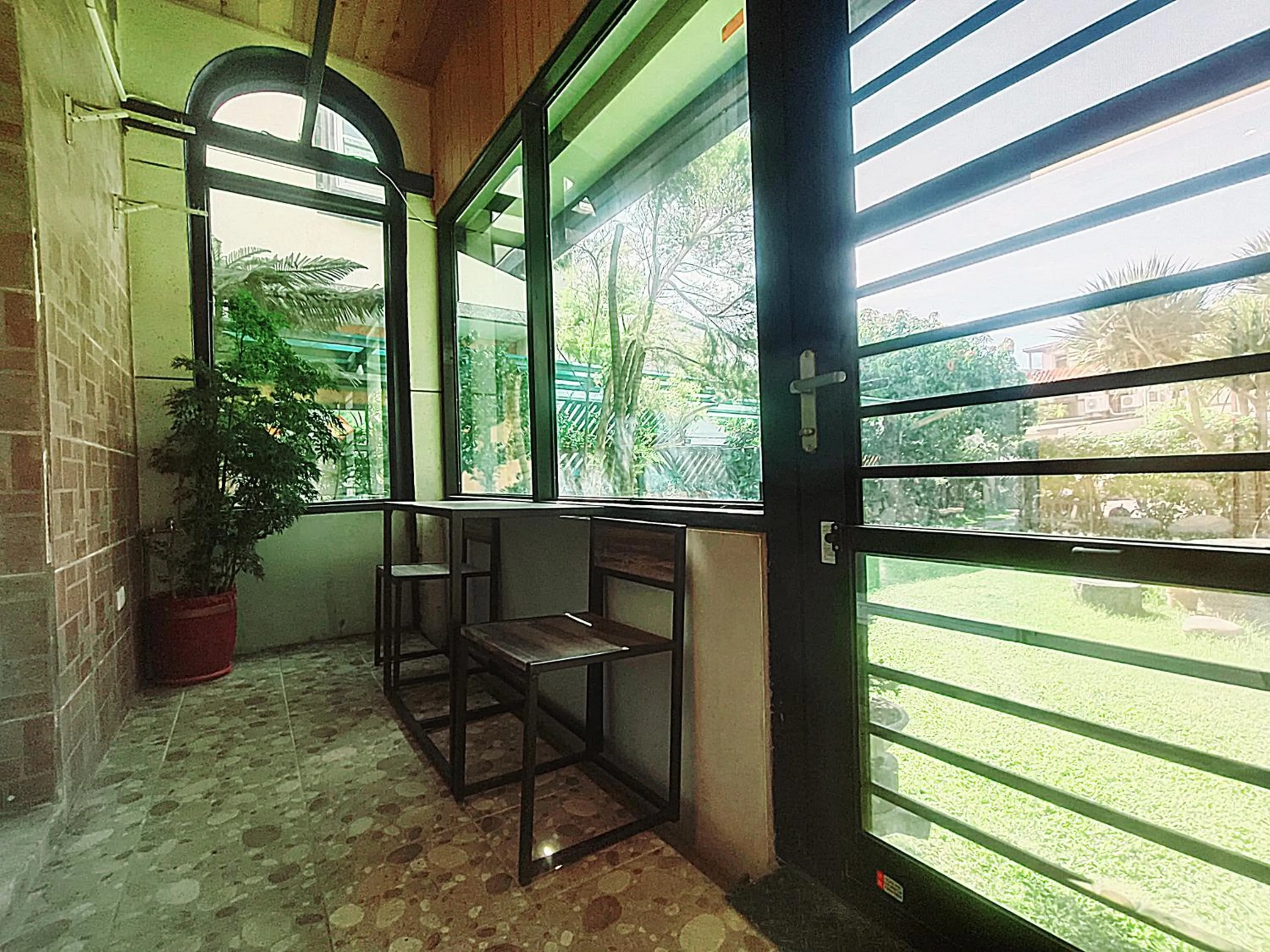Balcony/Terrace in Stone Home Bed and Breakfast