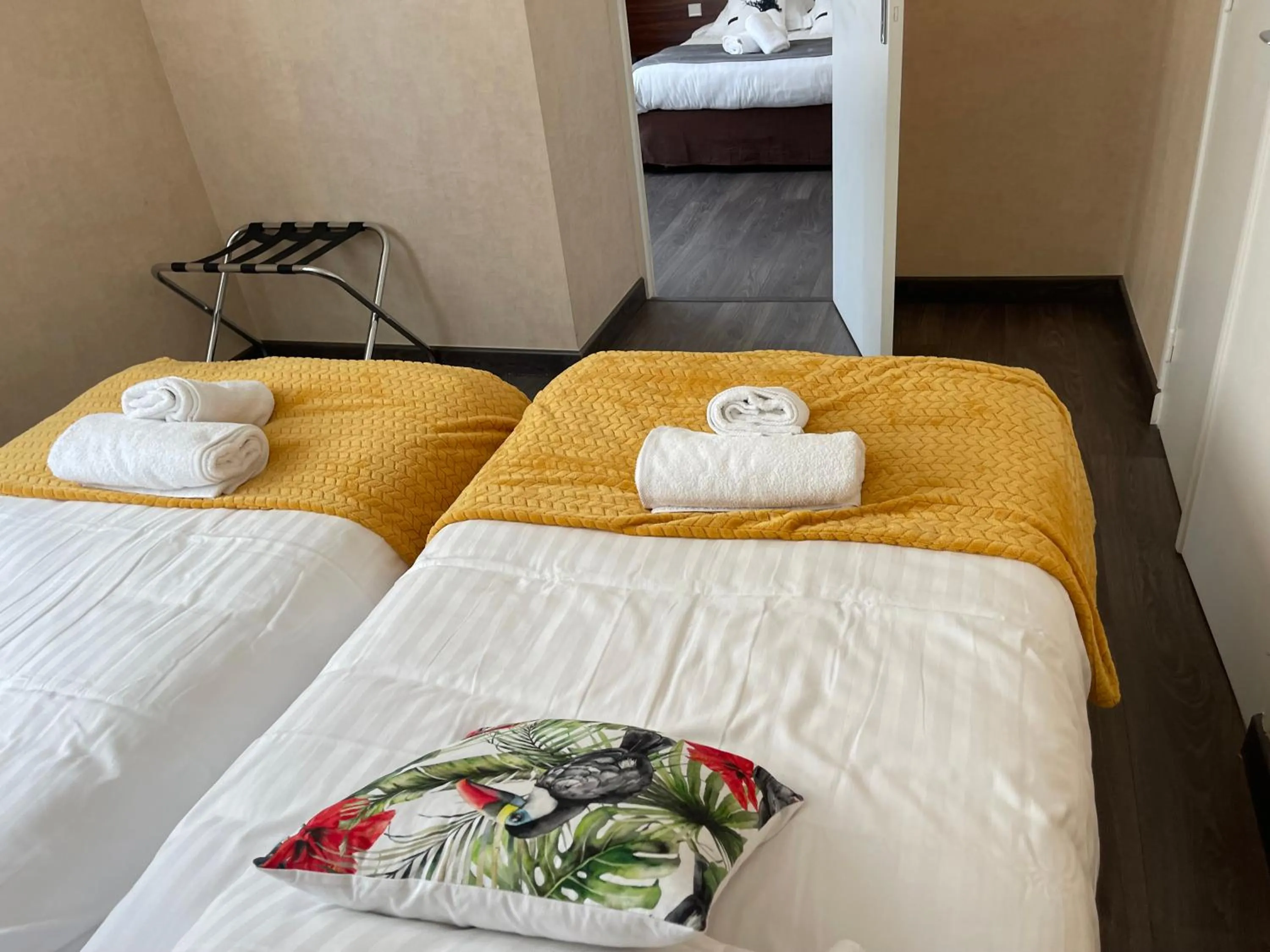 Bedroom, Bed in Le Relais De La Place