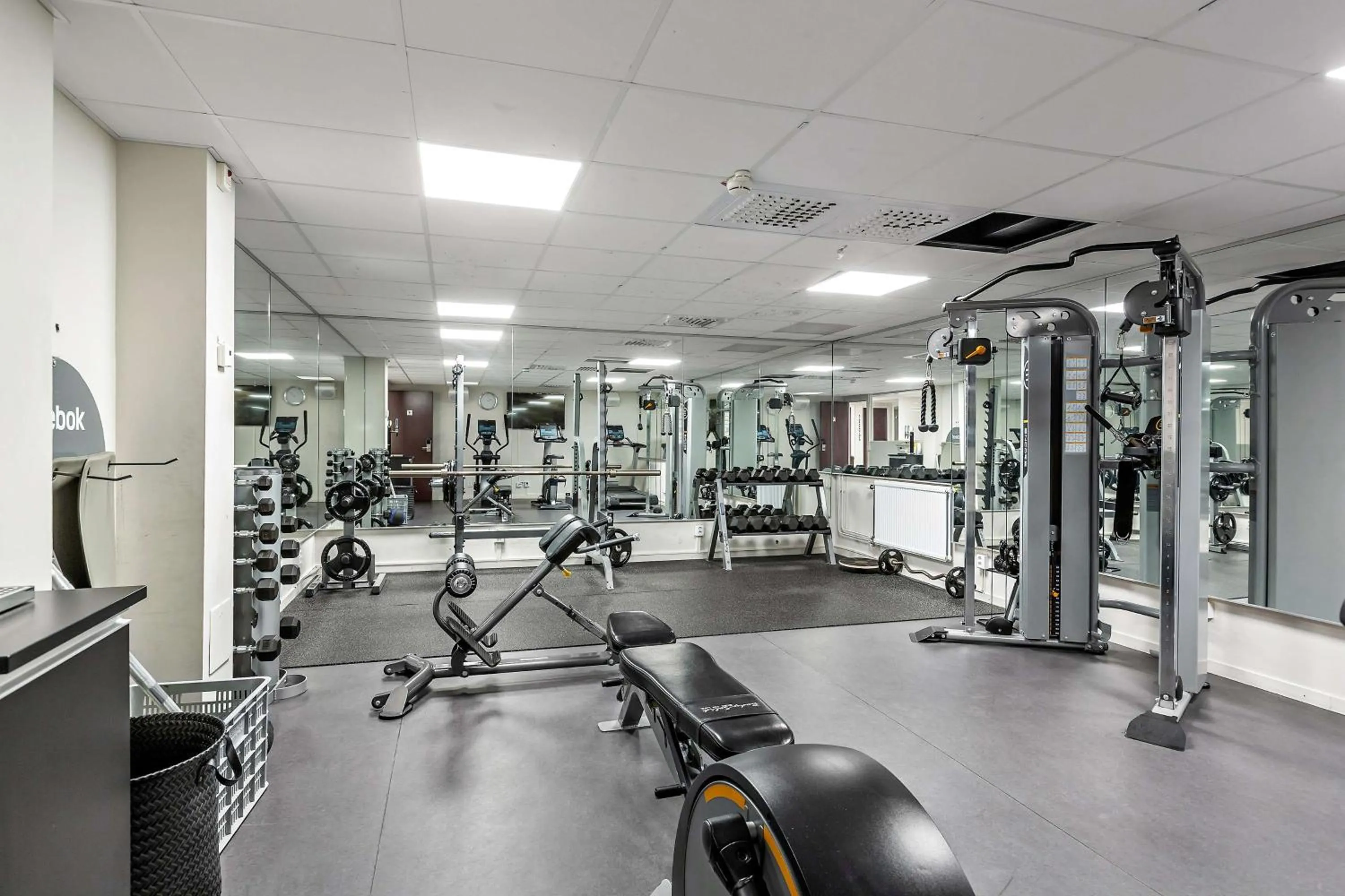 Spa and wellness centre/facilities in Best Western Plus Park Airport Hotel