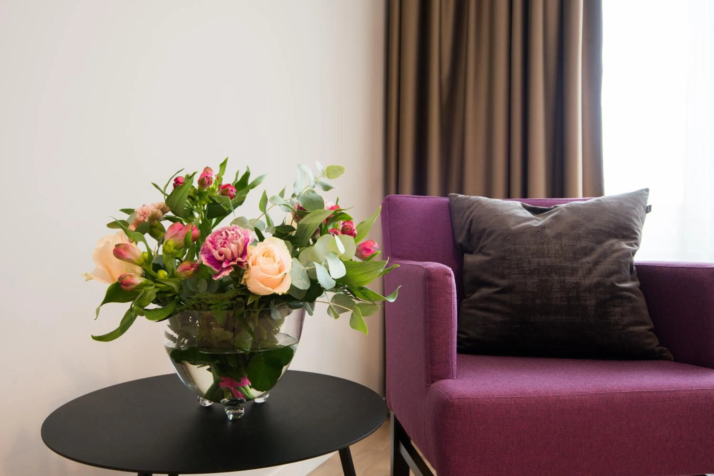 Seating area in Best Western Plus Park Airport Hotel