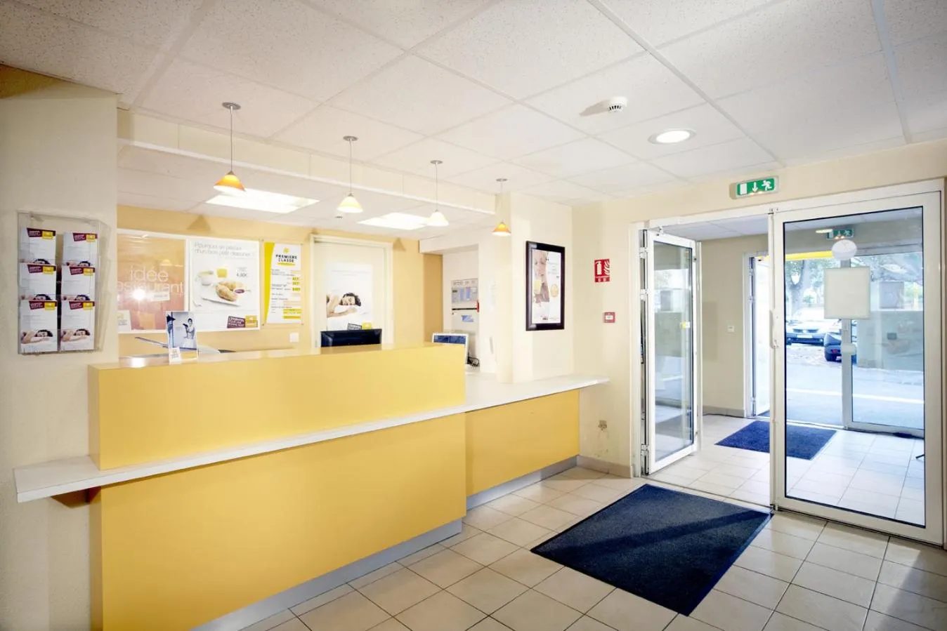 Lobby or reception in Premiere Classe Pau Est-Bizanos