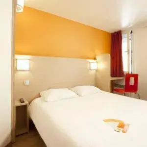 Double Room with 1 Double Bed in Premiere Classe Pau Est-Bizanos Double Room with 1 Double Bed in Premiere Classe Pau Est-Bizanos