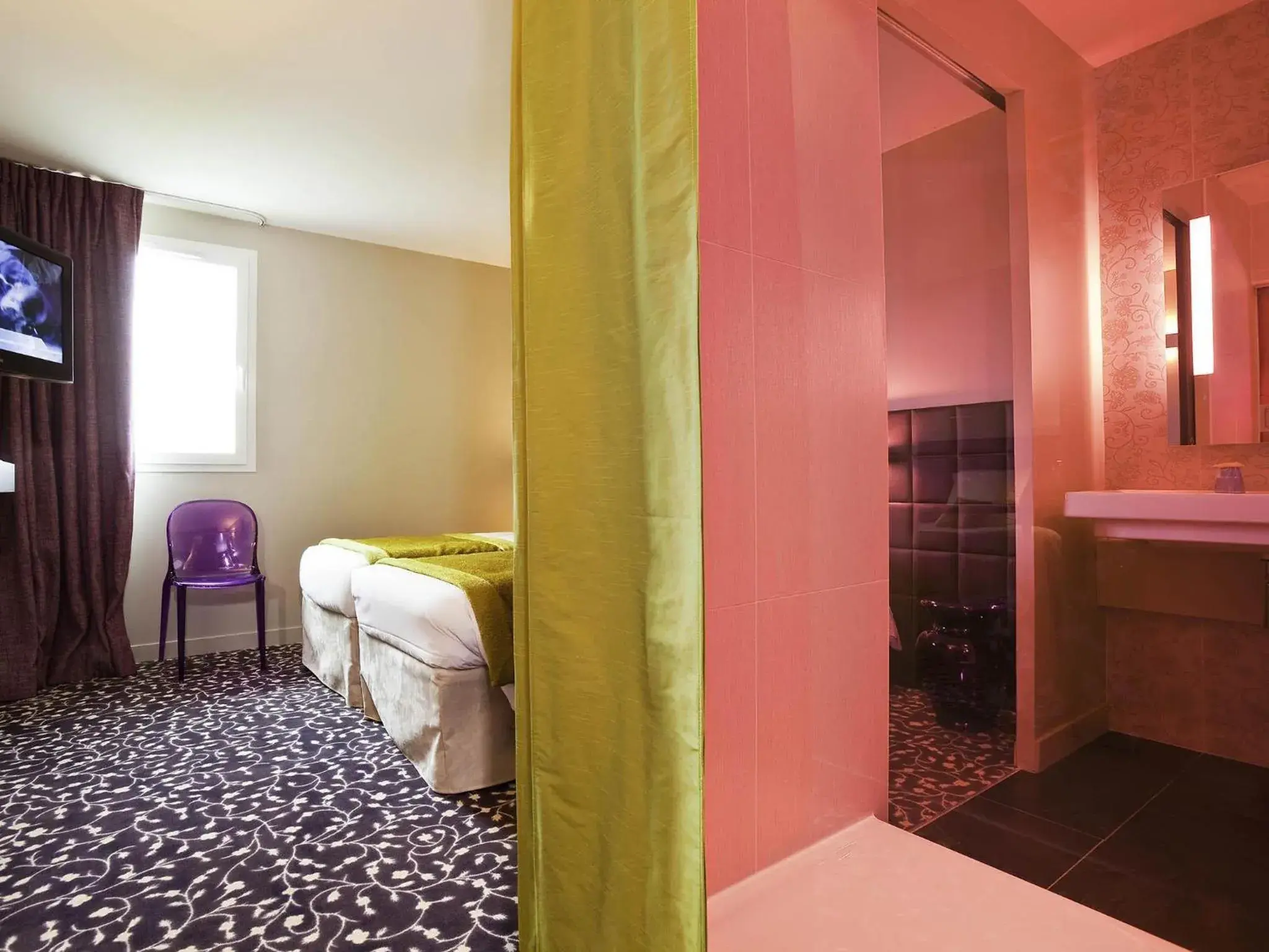 Bedroom, Bed in ibis Styles Compiegne Bedroom, Bed in ibis Styles Compiegne