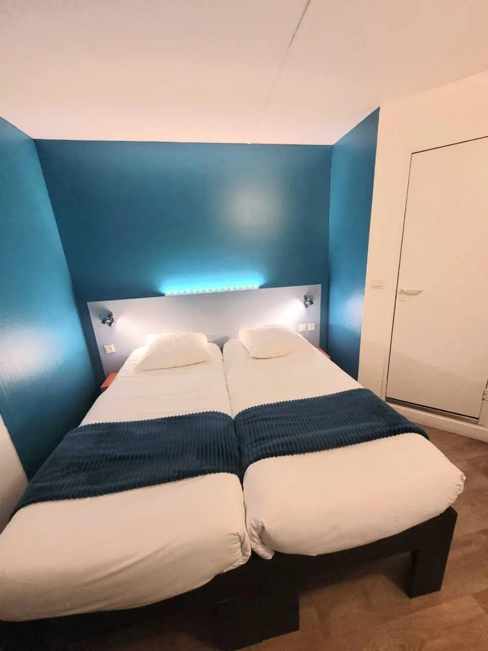 Bed in Fasthotel Artigues