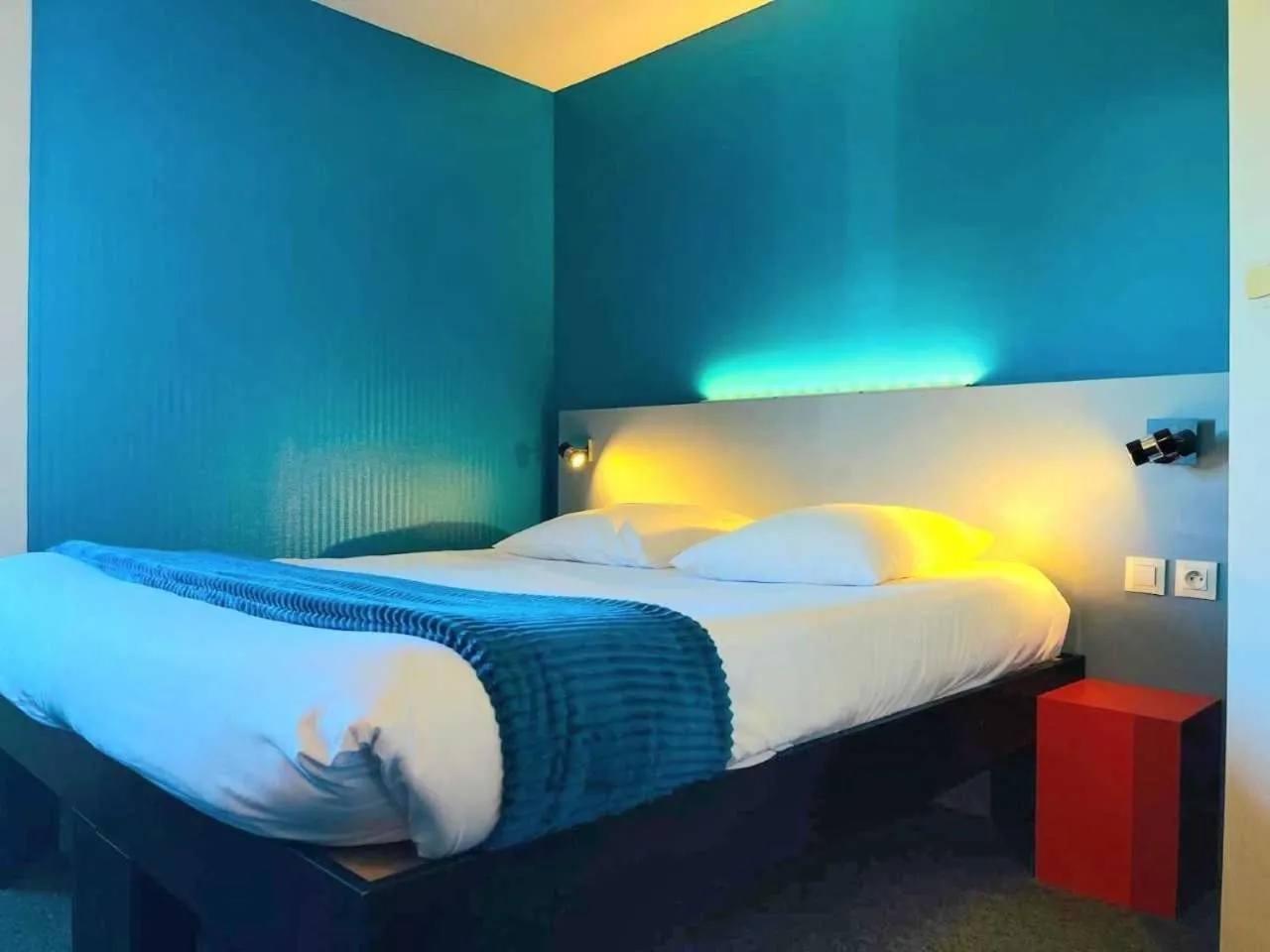 Bed in Fasthotel Artigues