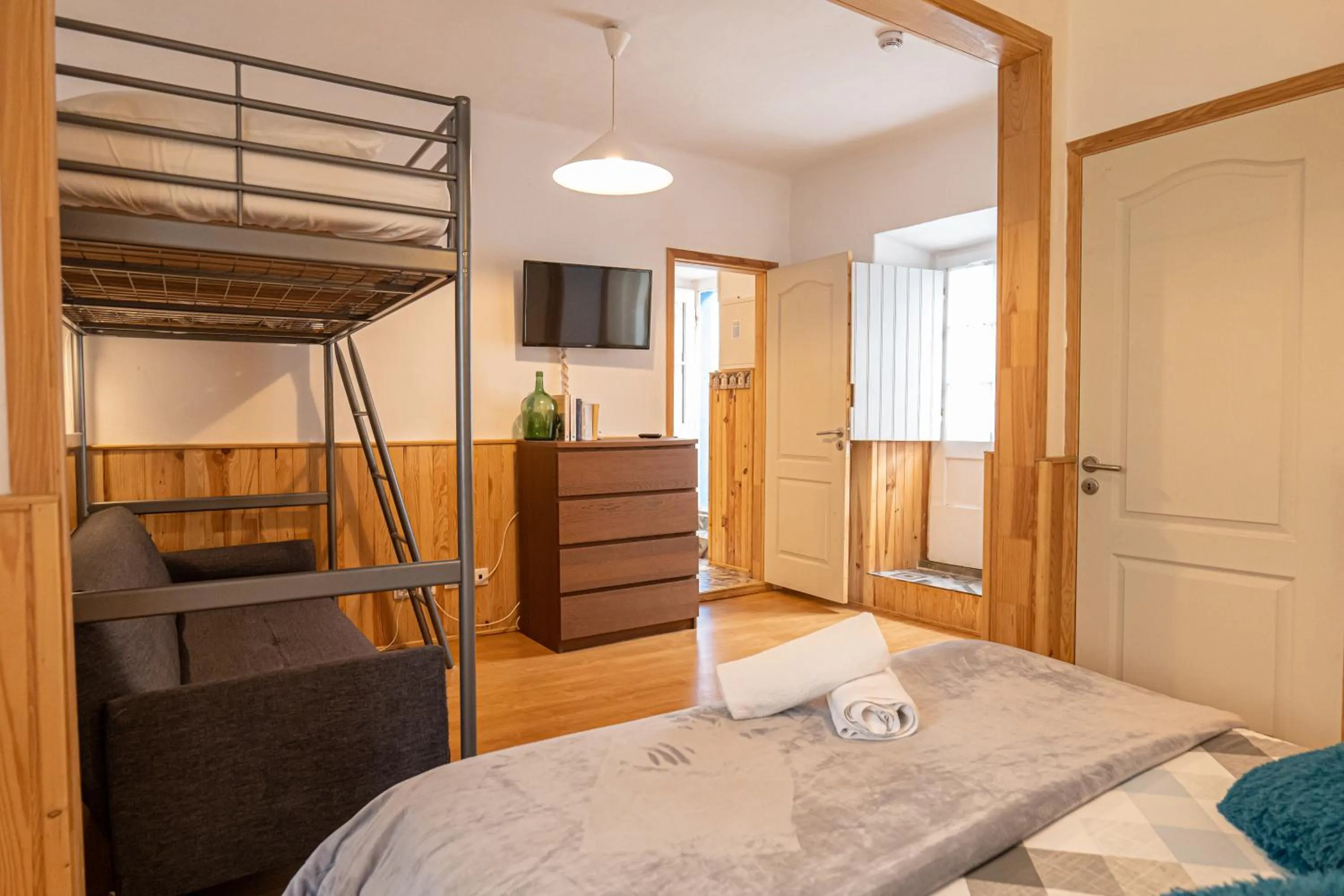 Bed in Olive3 Ericeira