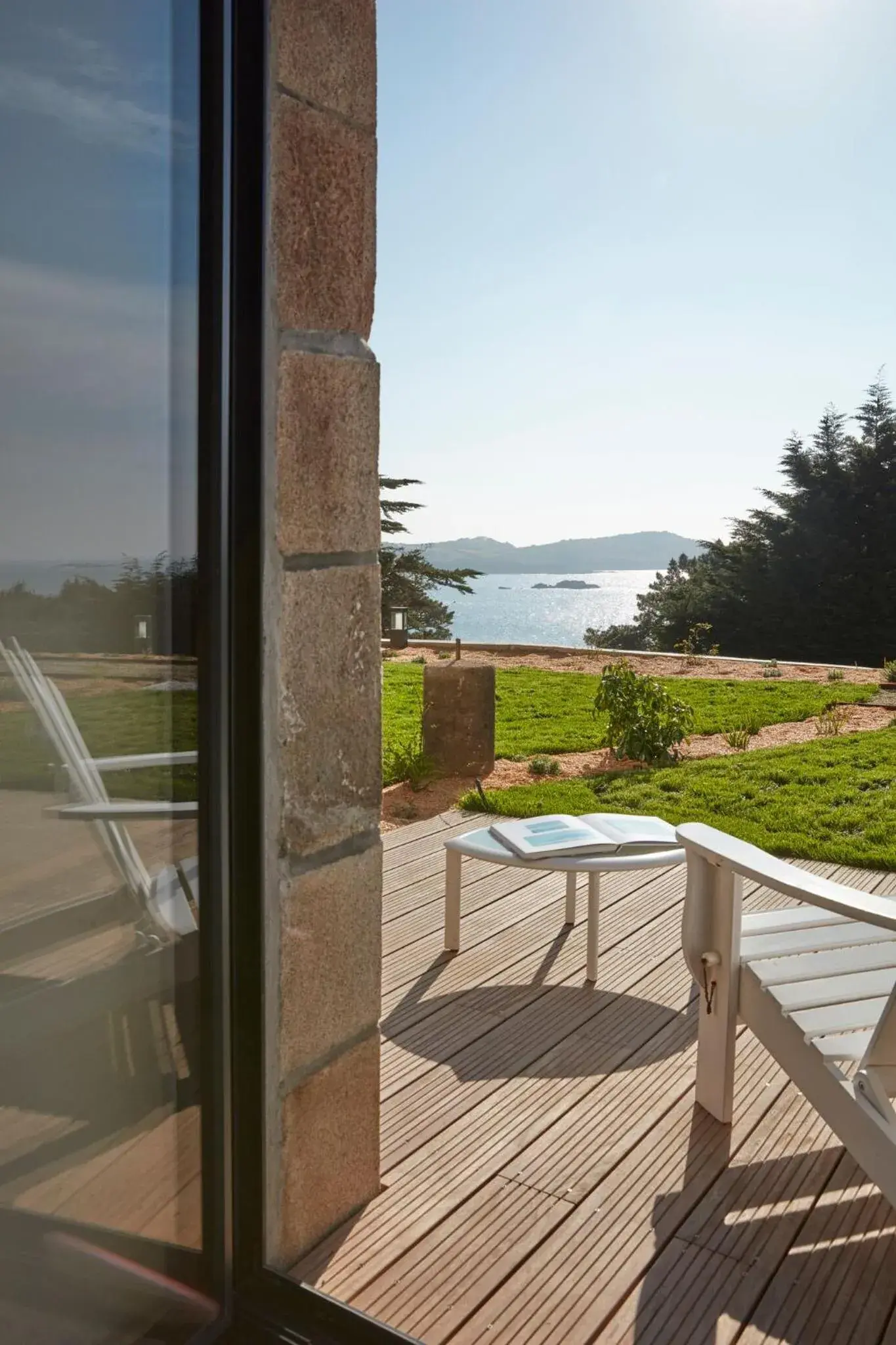 Superior Double/Twin Room with Sea View in Manoir de Lan Kérellec Superior Double/Twin Room with Sea View in Manoir de Lan Kérellec