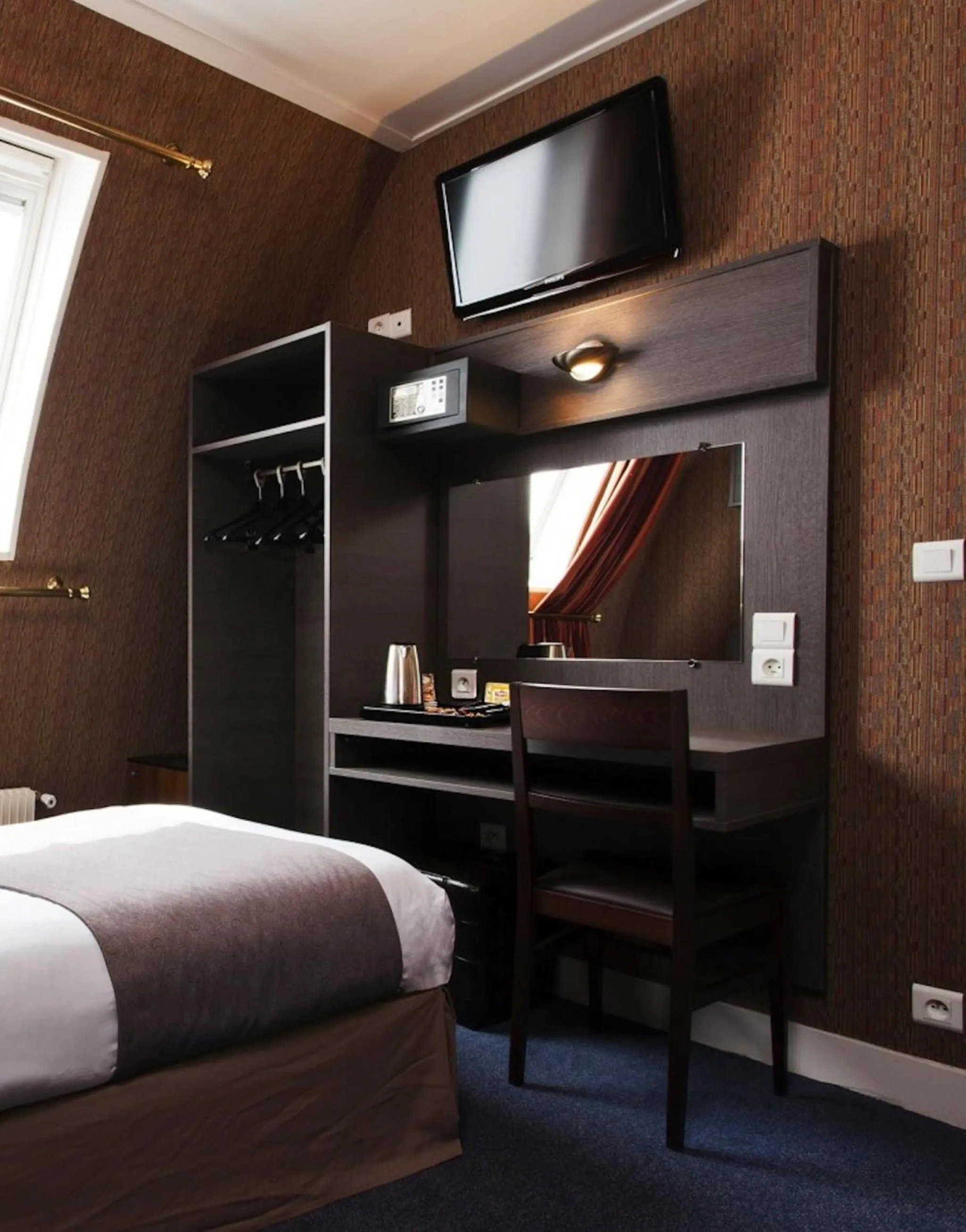 TV and multimedia, Bed in Home Latin